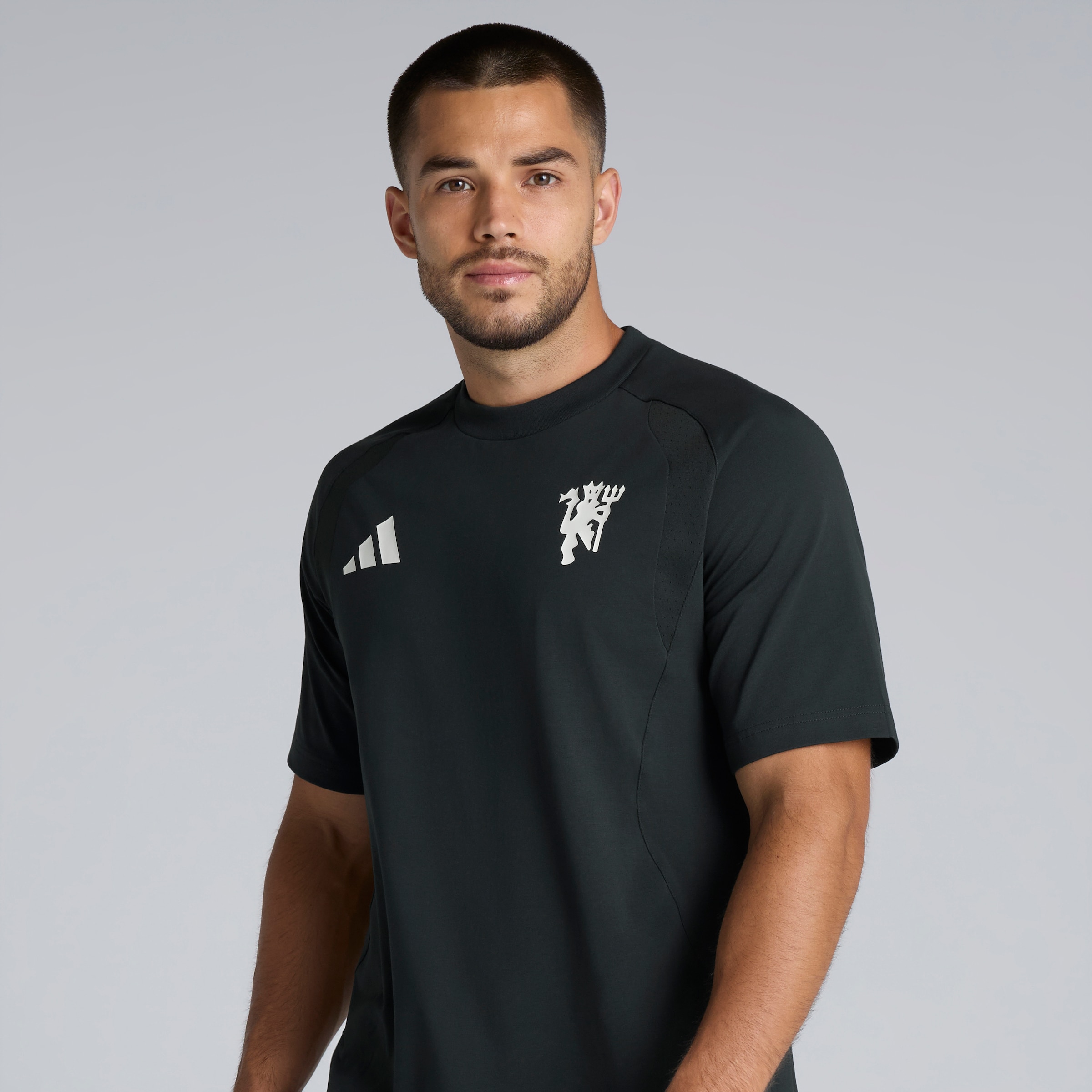 Manchester United Tiro Tech T-Shirt Green Grün Detail [4-5]