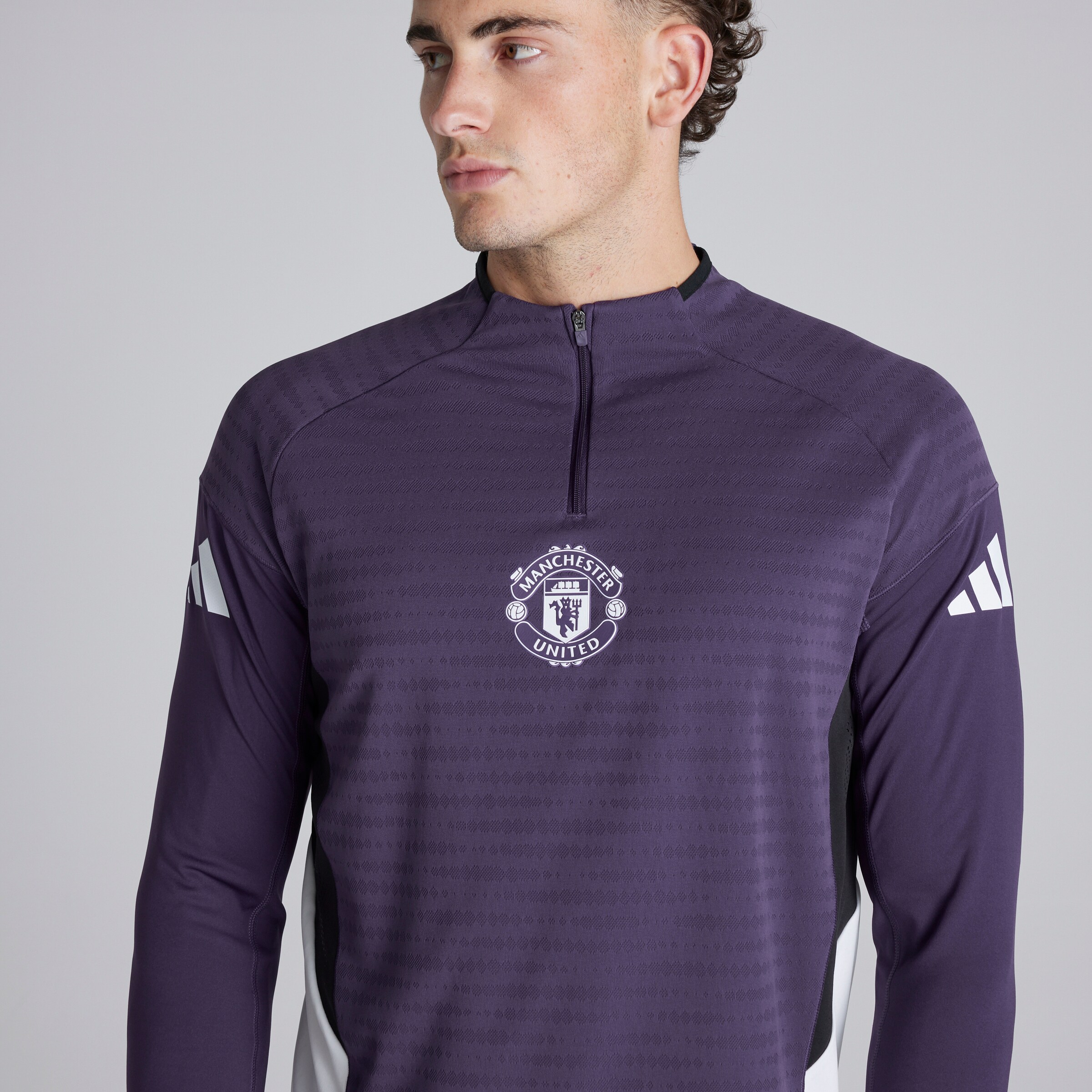 Buy Manchester United Tiro 25 Pro Training Top | Manchester