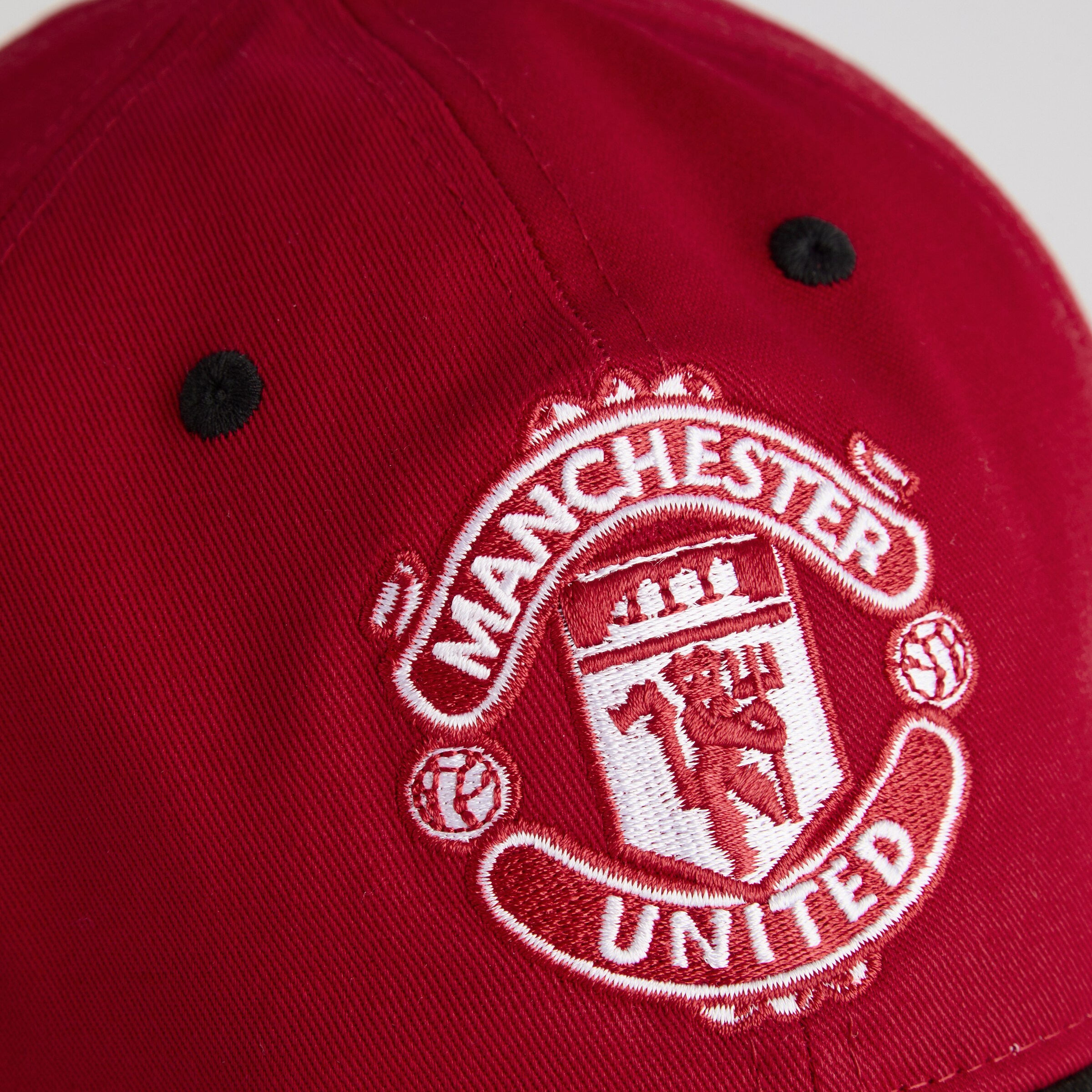 Manchester United x New Era Bar Stripe 9Twenty Cap Red 빨간색 세부 사항 [5-5]