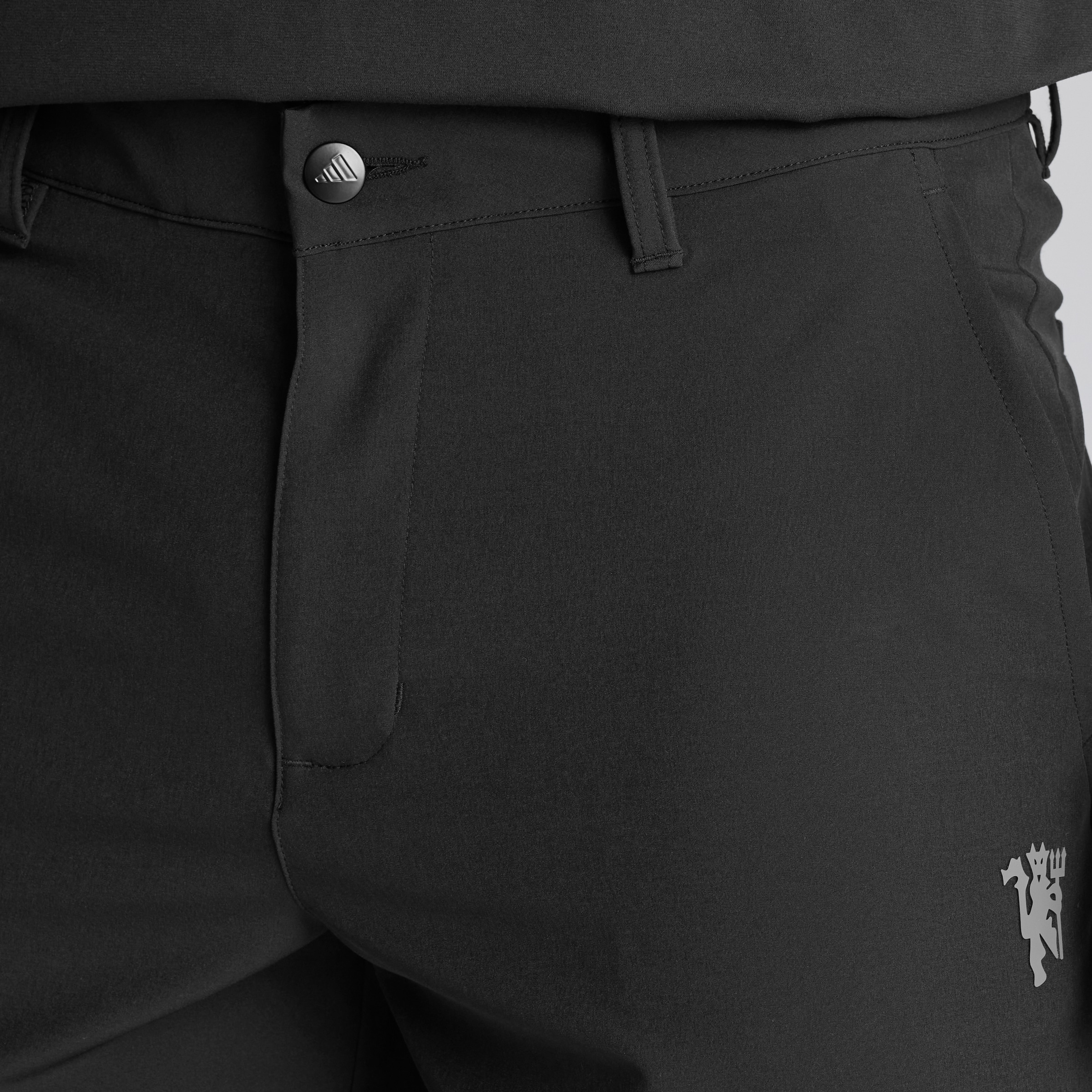 Manchester United x adidas Golf Ultimate365 8.5-Inch Golf Shorts Black Noir Détail [5-5]