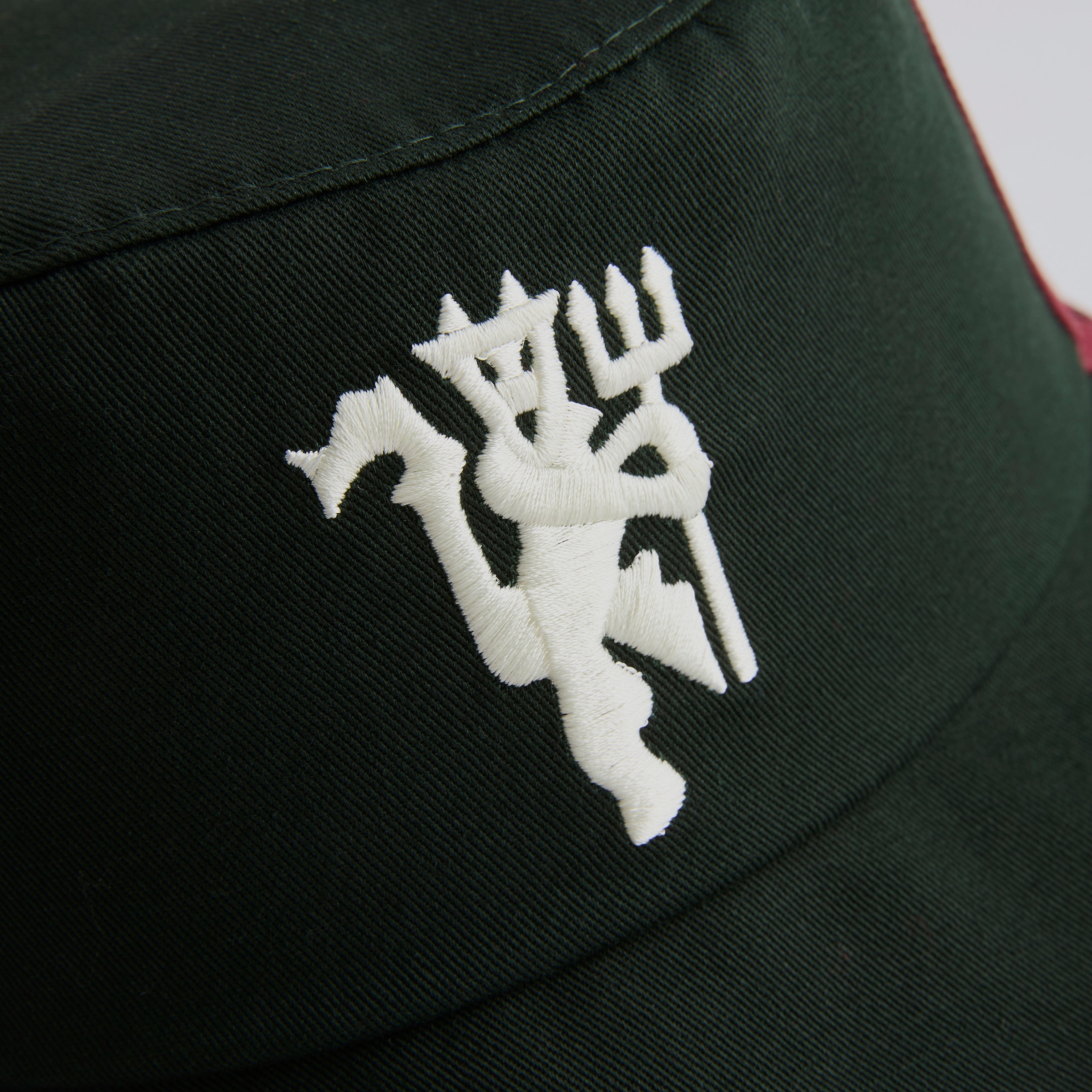 Manchester United x adidas Third Bucket Hat Cream Grün Detail [5-5]