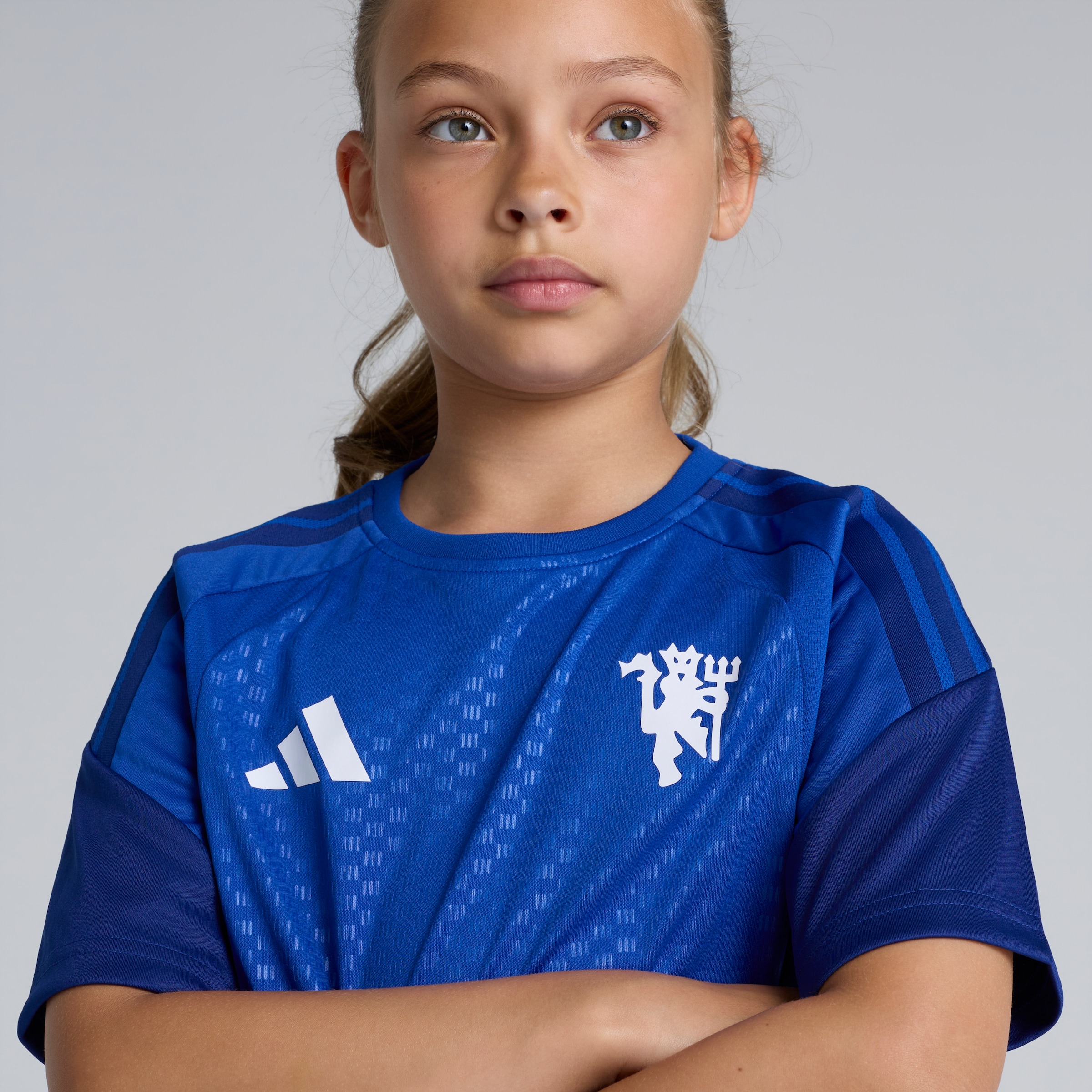 Manchester United Kids 26/27 Cup Training Tiro Jersey Blue 蓝色 细节 [4-5]