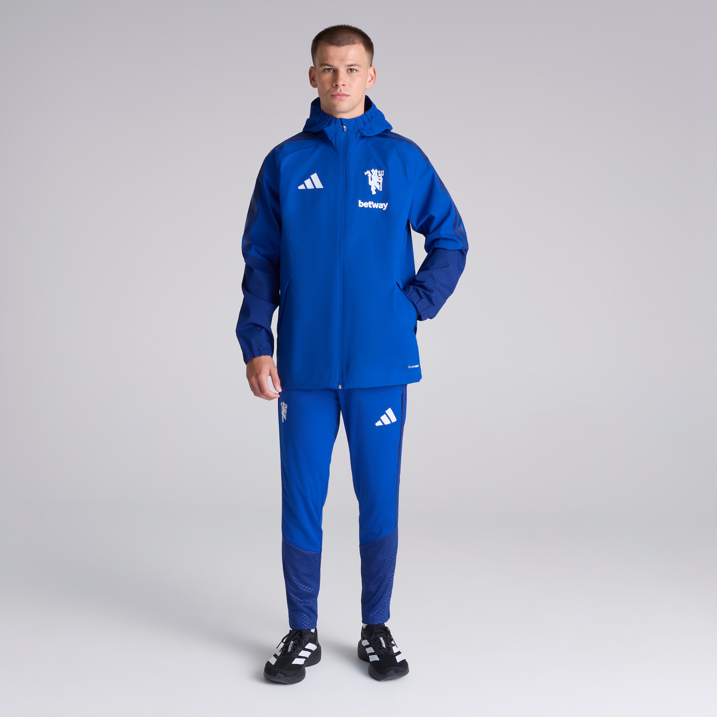 Manchester United 26/27 Cup Training Tiro Authentic Rain Jacket Blue (Sponsored) Blau Detail [3-5]