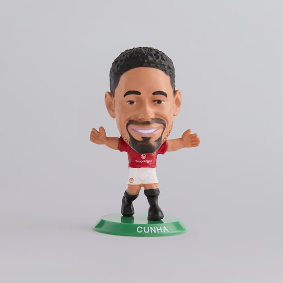 Manchester United SoccerStarz Matheus Cunha Figurine Red Black