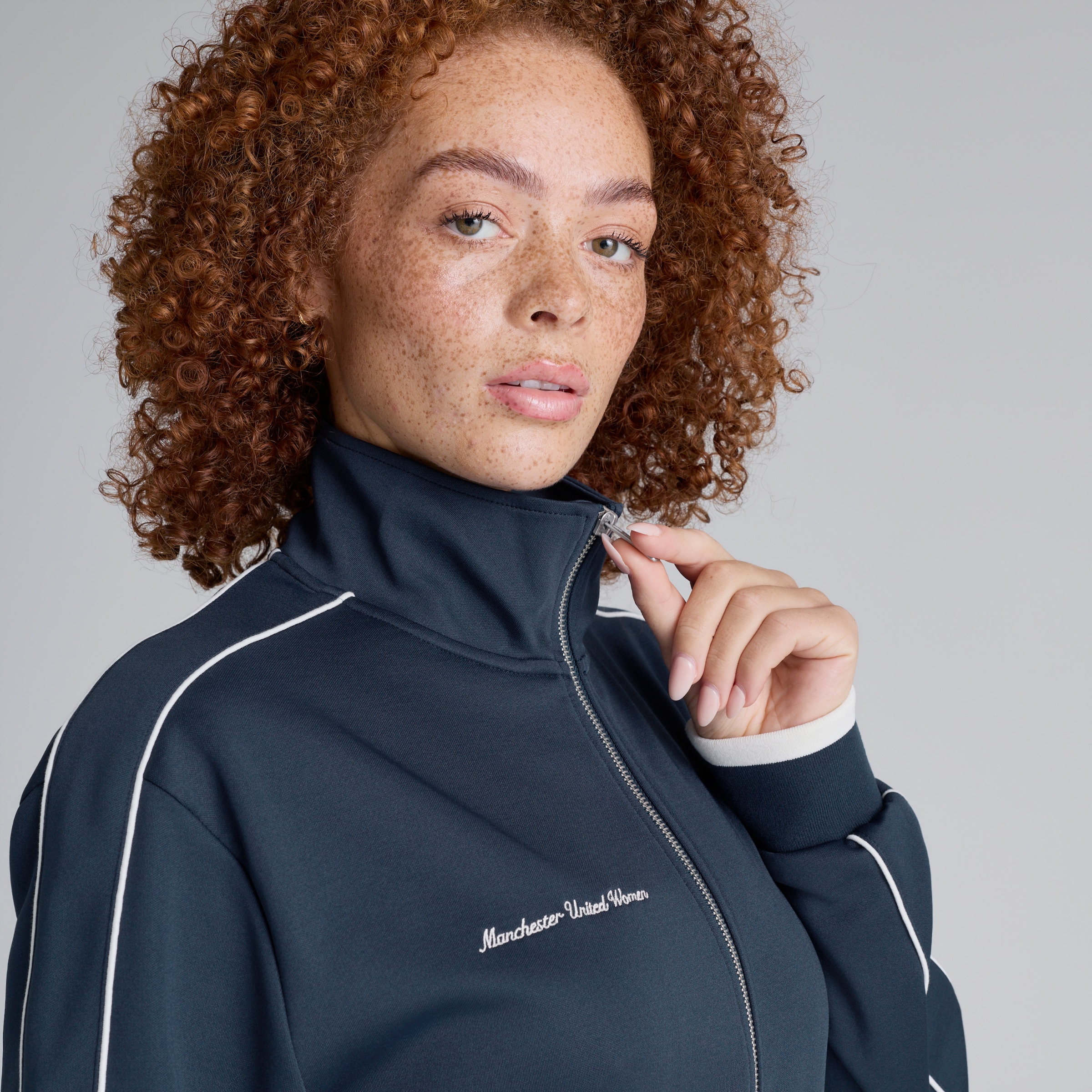 Manchester United Women Womens Track Jacket Navy Navy blue Detail [5-5]