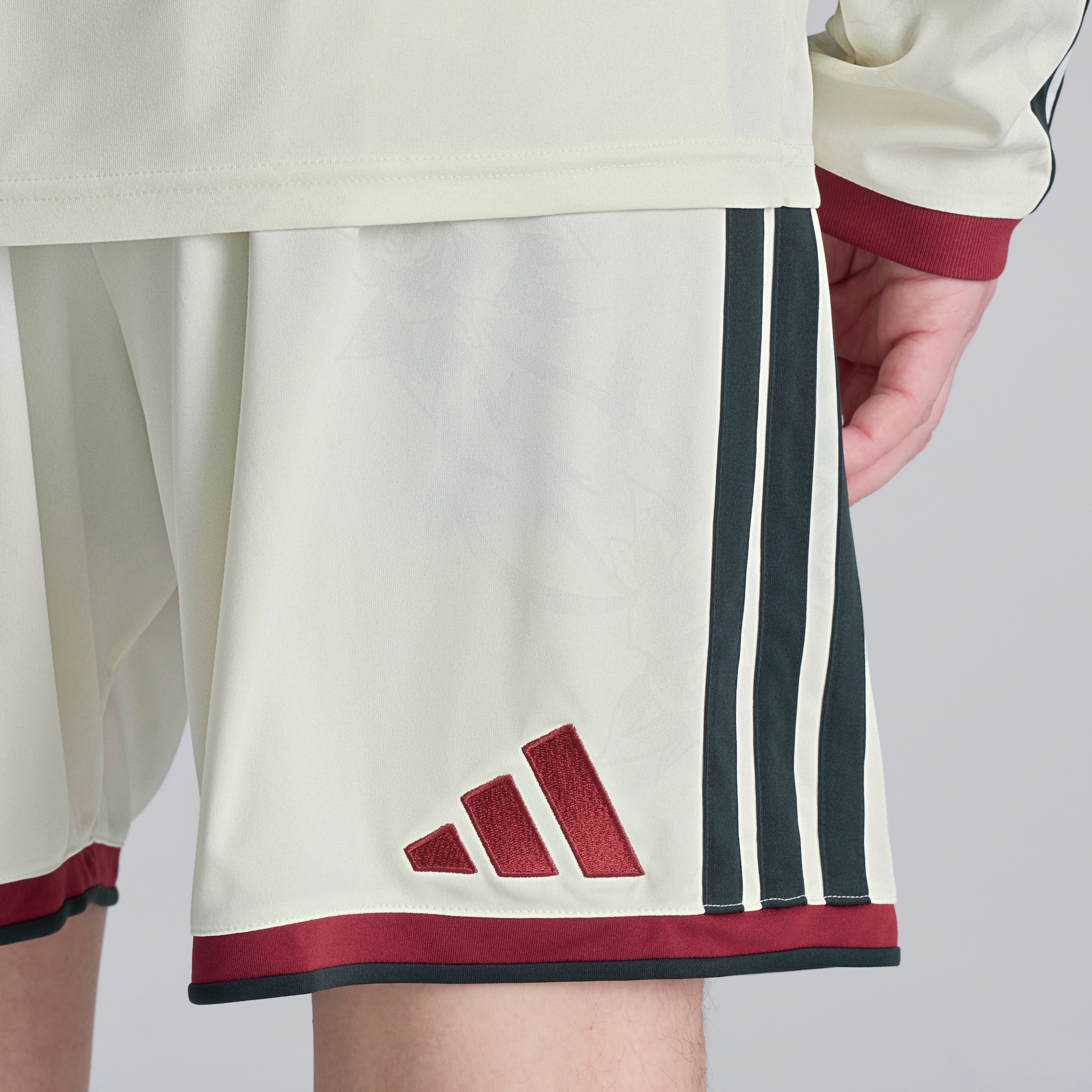 Manchester United 26/27 Third Shorts Cream Beige Detail [6-6]