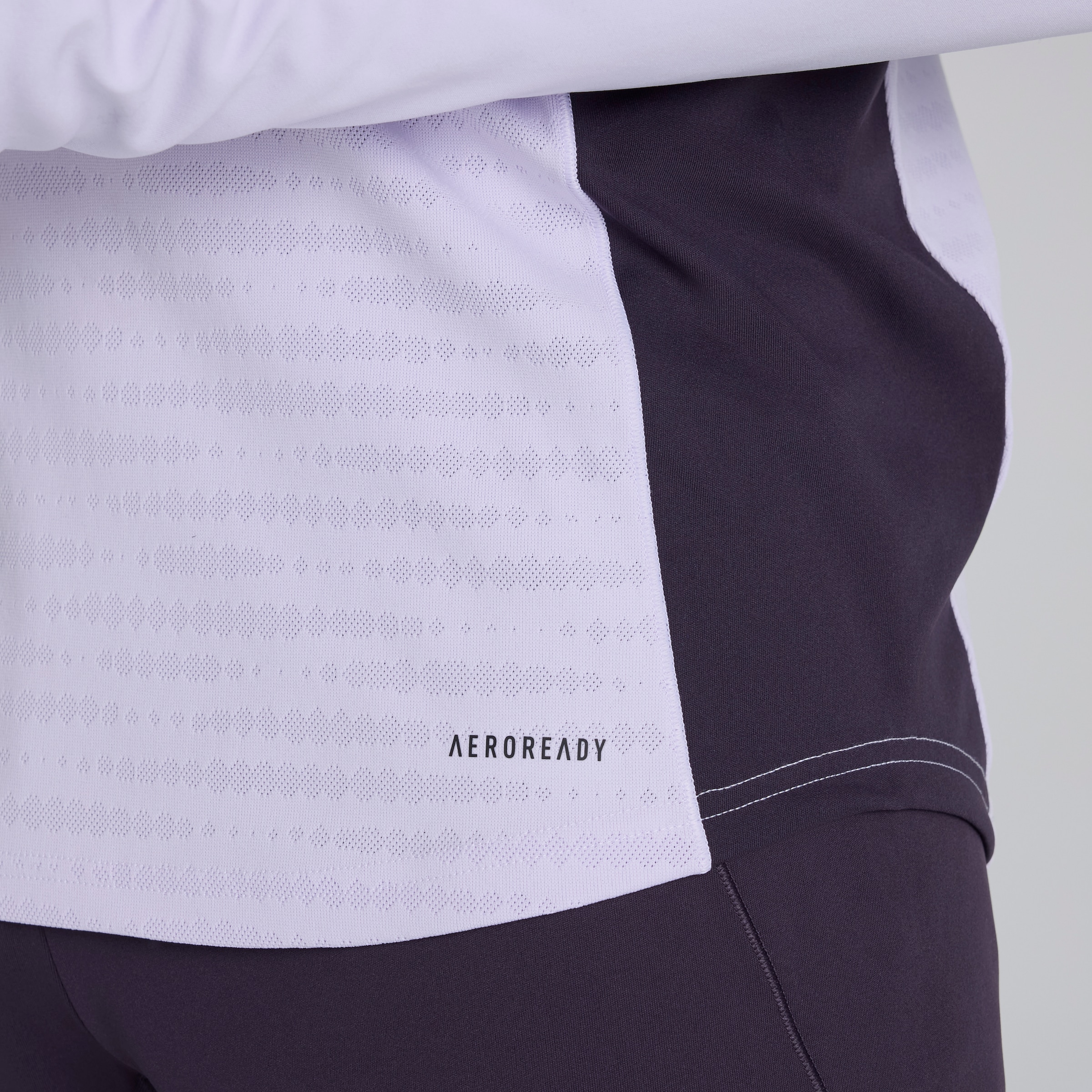 Manchester United Tiro 25 Pro Training Top Purple Detail [5-6]