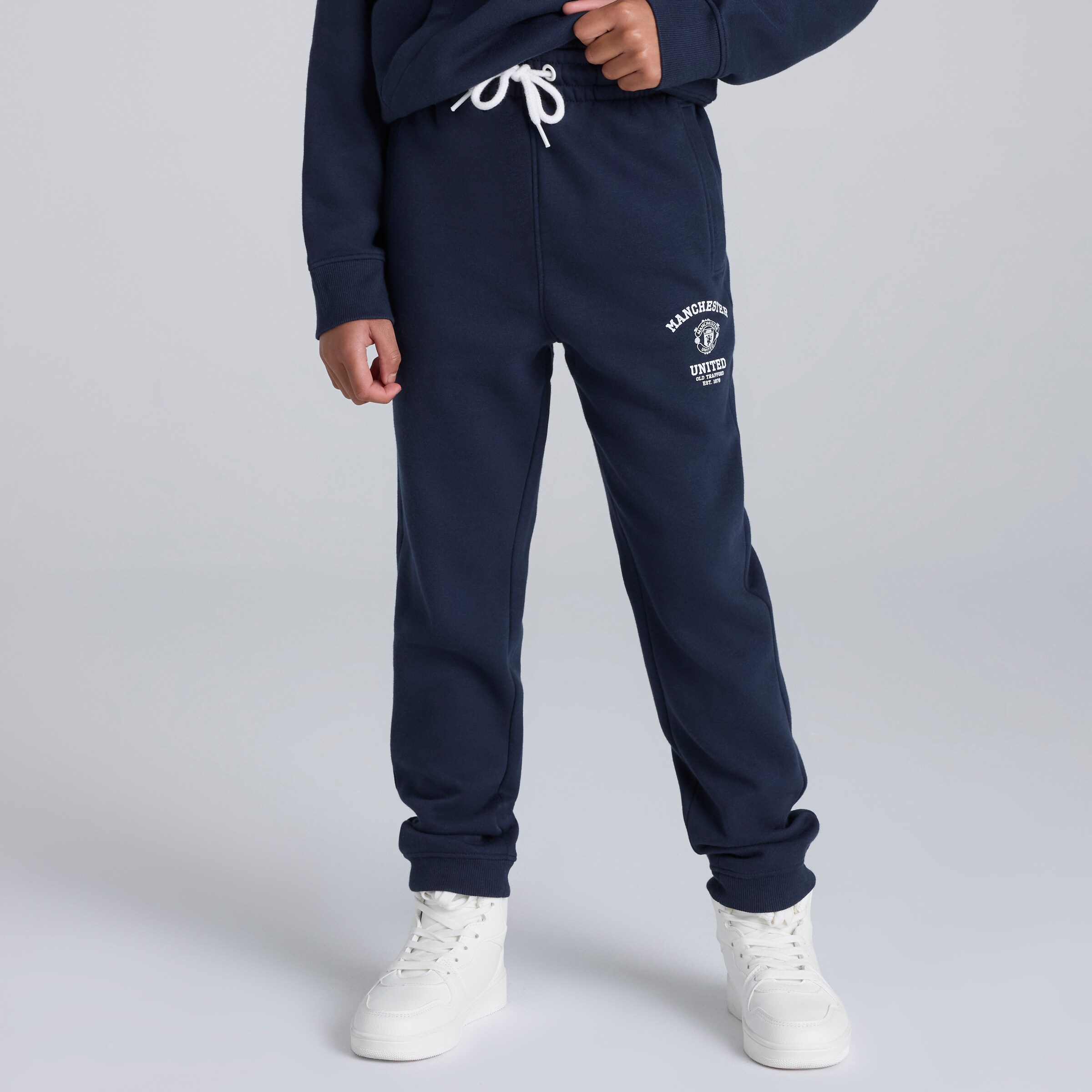 Manchester United Kids Varsity Joggers Navy Navy blue Detail [2-4]