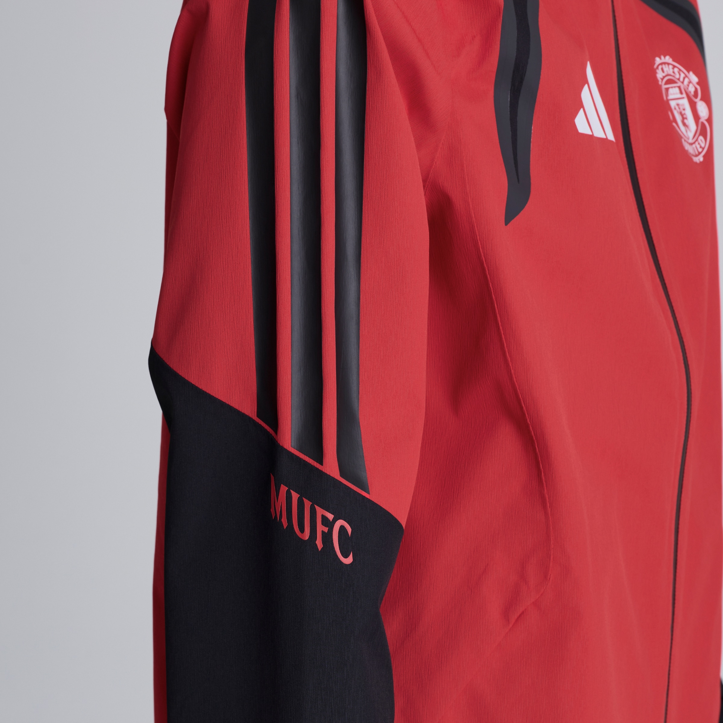 Manchester United 26/27 Training Tiro Authentic Rain Jacket Red Red Detail [5-6]