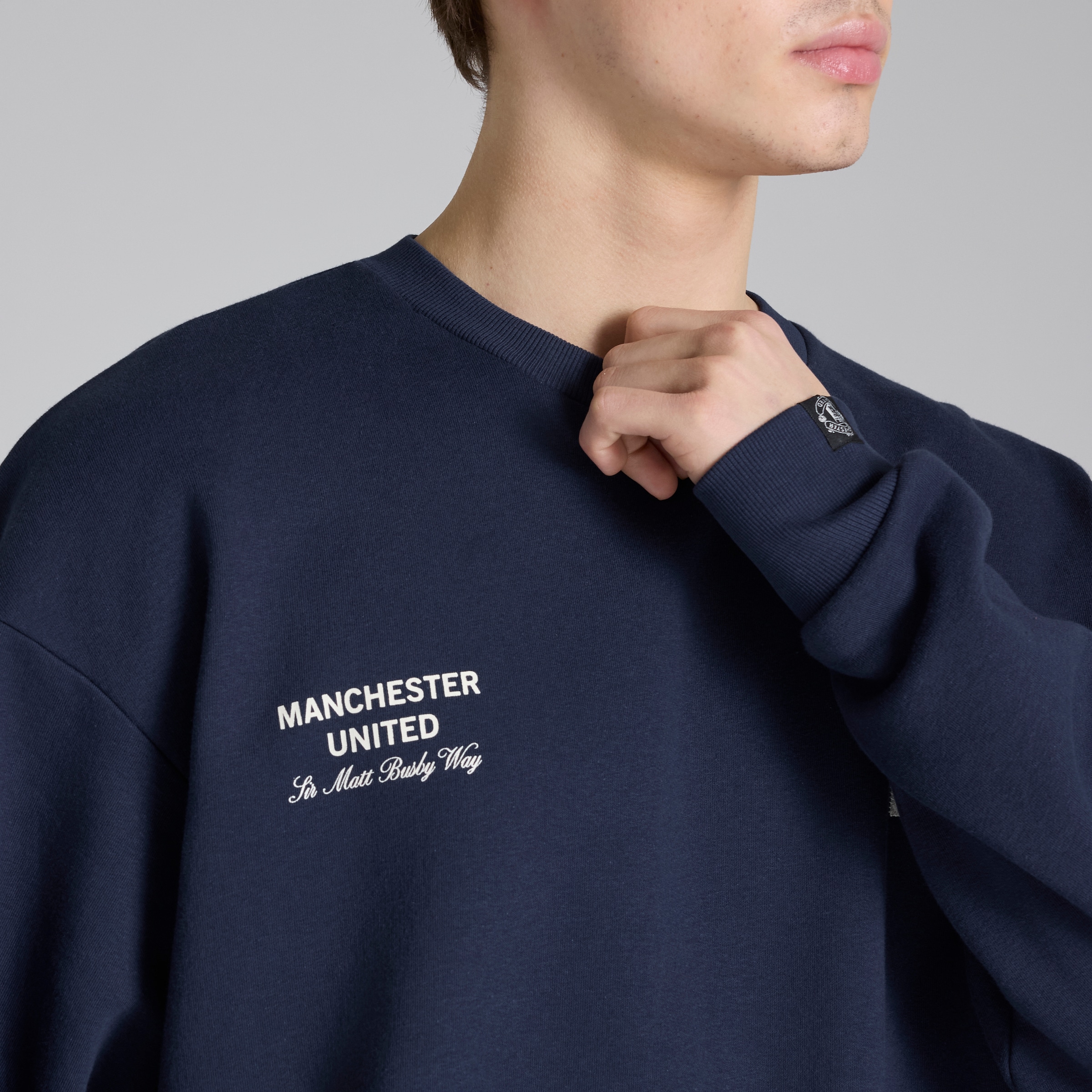 Manchester United Theatre of Dreams Sweatshirt Navy Navy blue Detail [5-5]