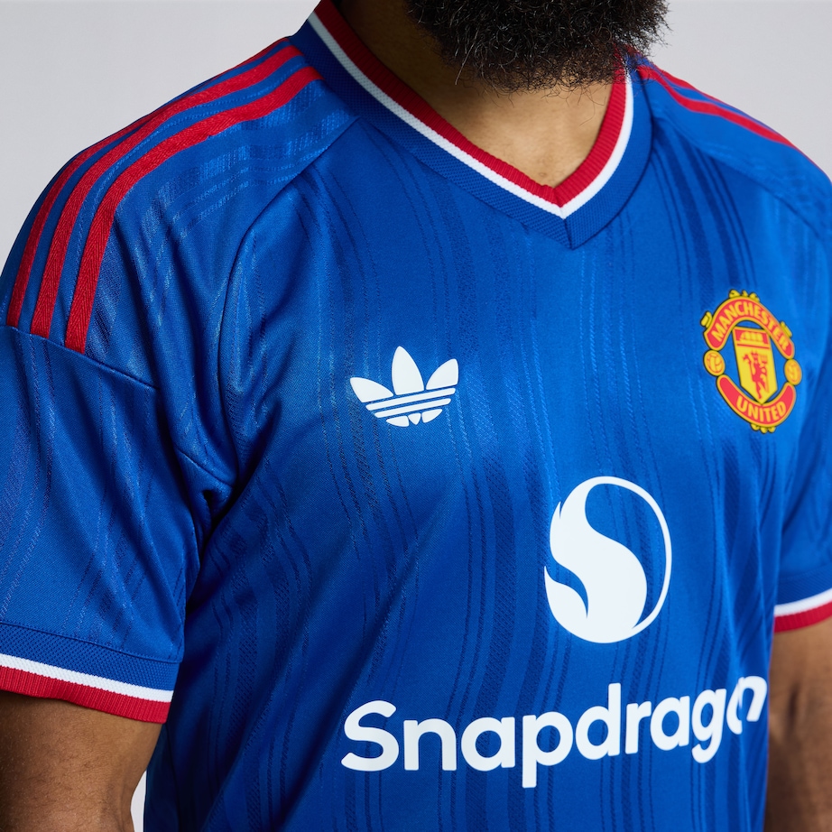 Buy Manchester United 26/27 Away Authentic Jersey | Manchester United Store