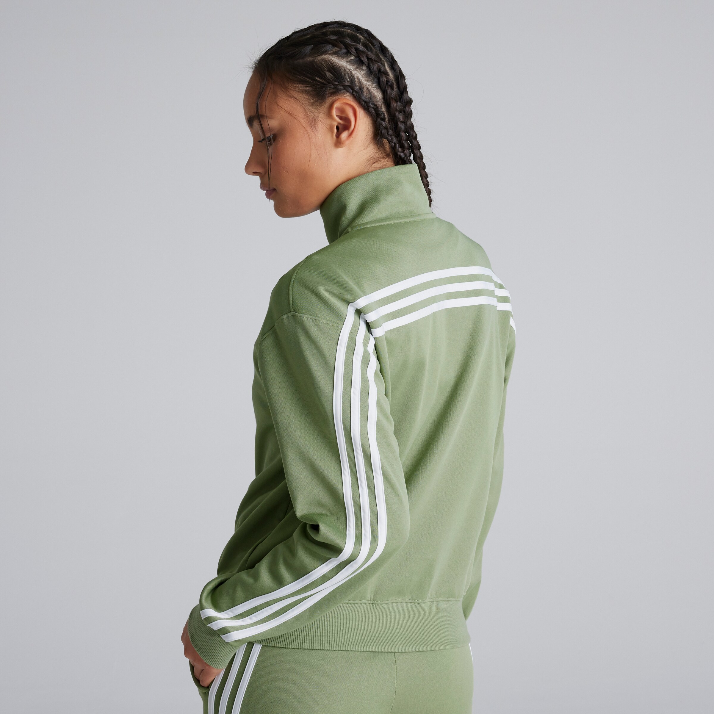 Buy Manchester United x adidas Womens Iconic Wrapping 3
