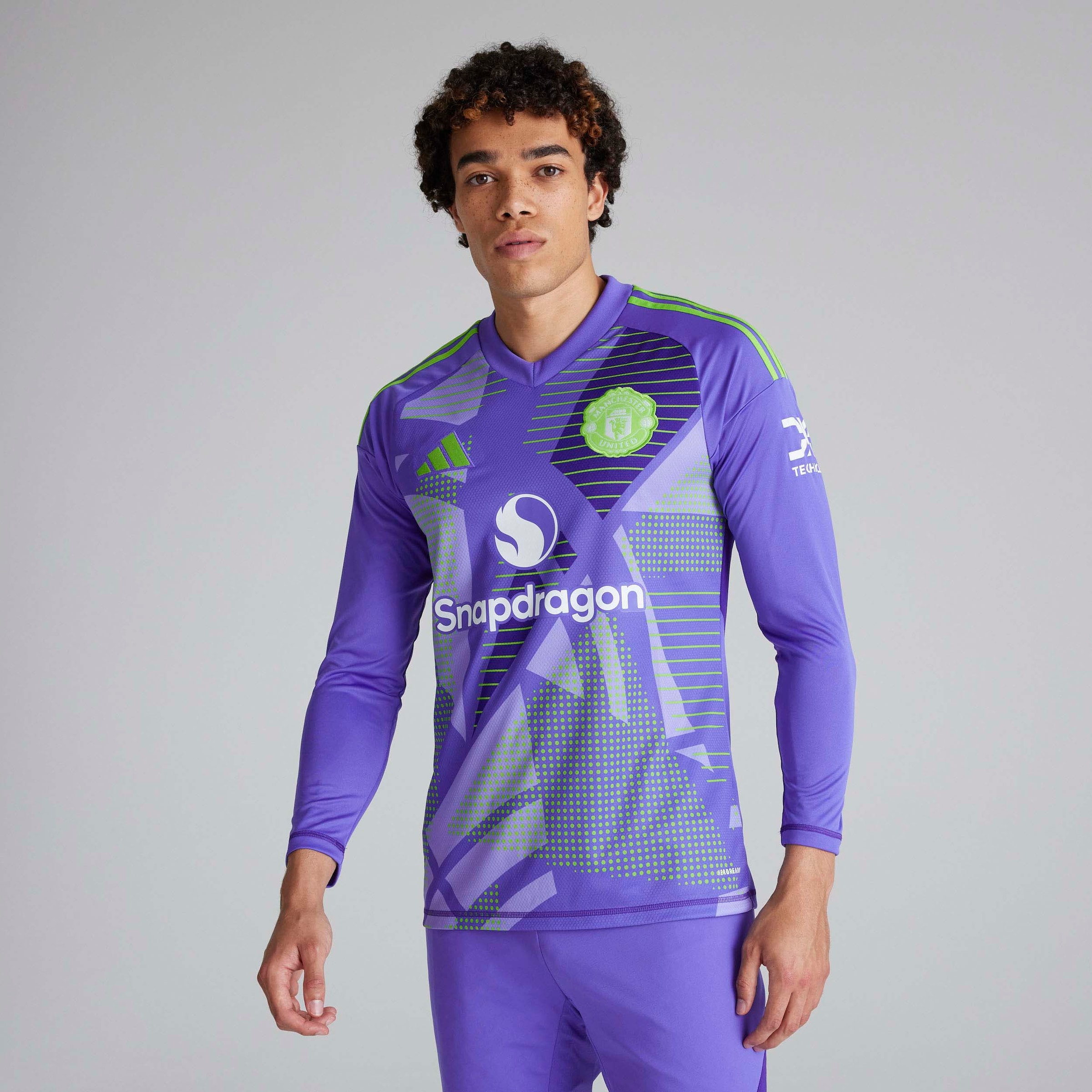 Man u goalie kit online