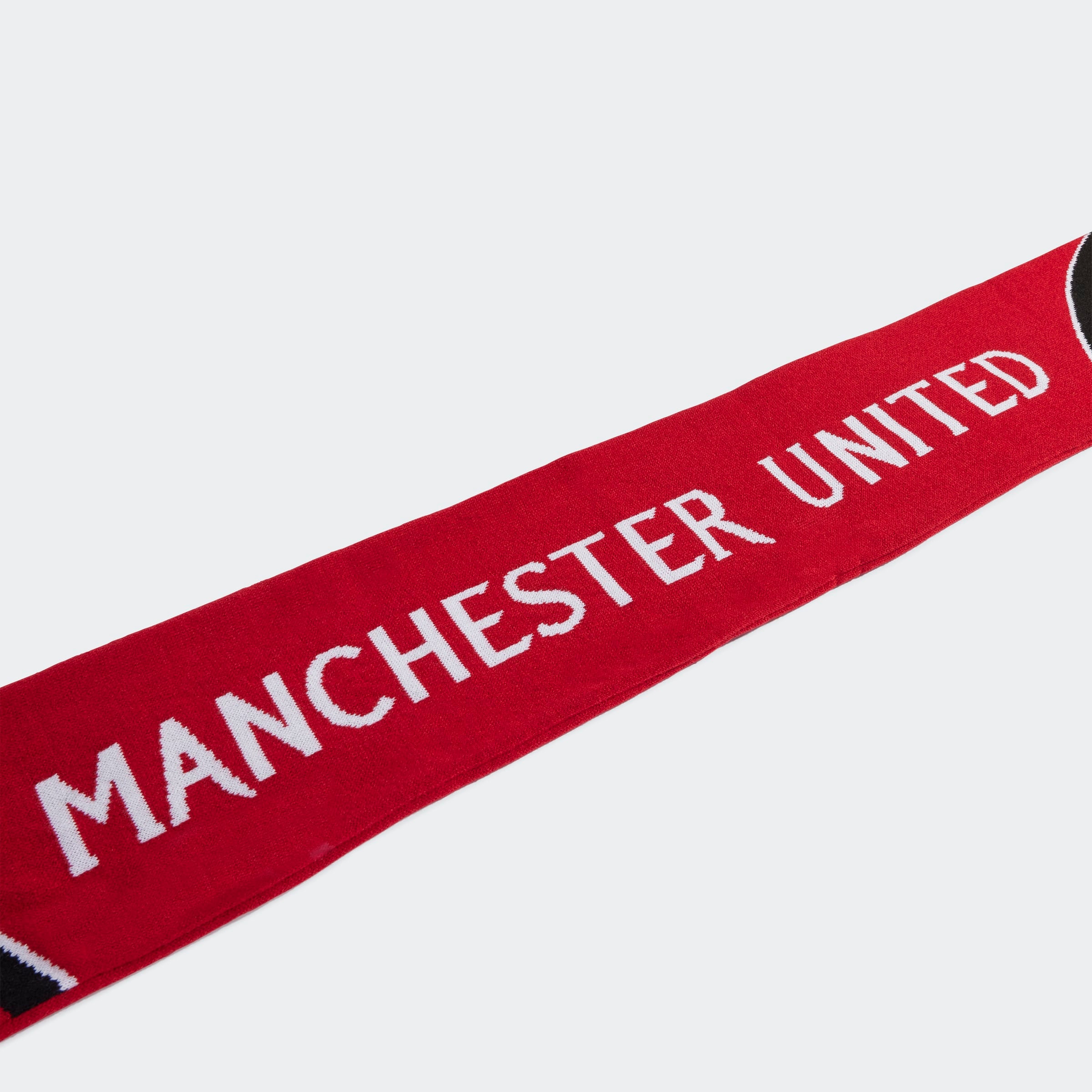 Manchester United x adidas Home Scarf Red Detail [2-3]