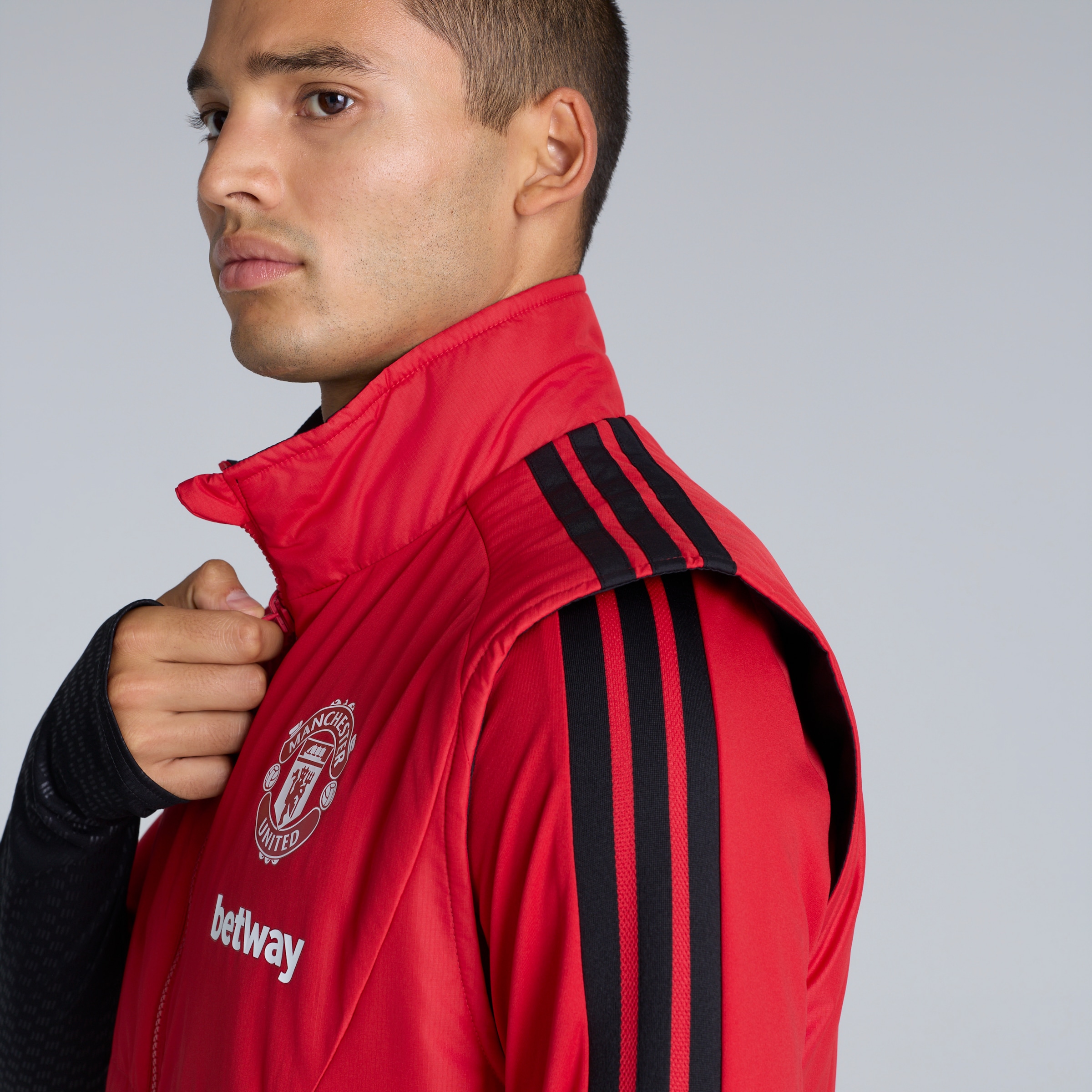 Manchester United 26/27 Training Tiro Winterized Vest Red (Sponsored) Red Detail [4-5]