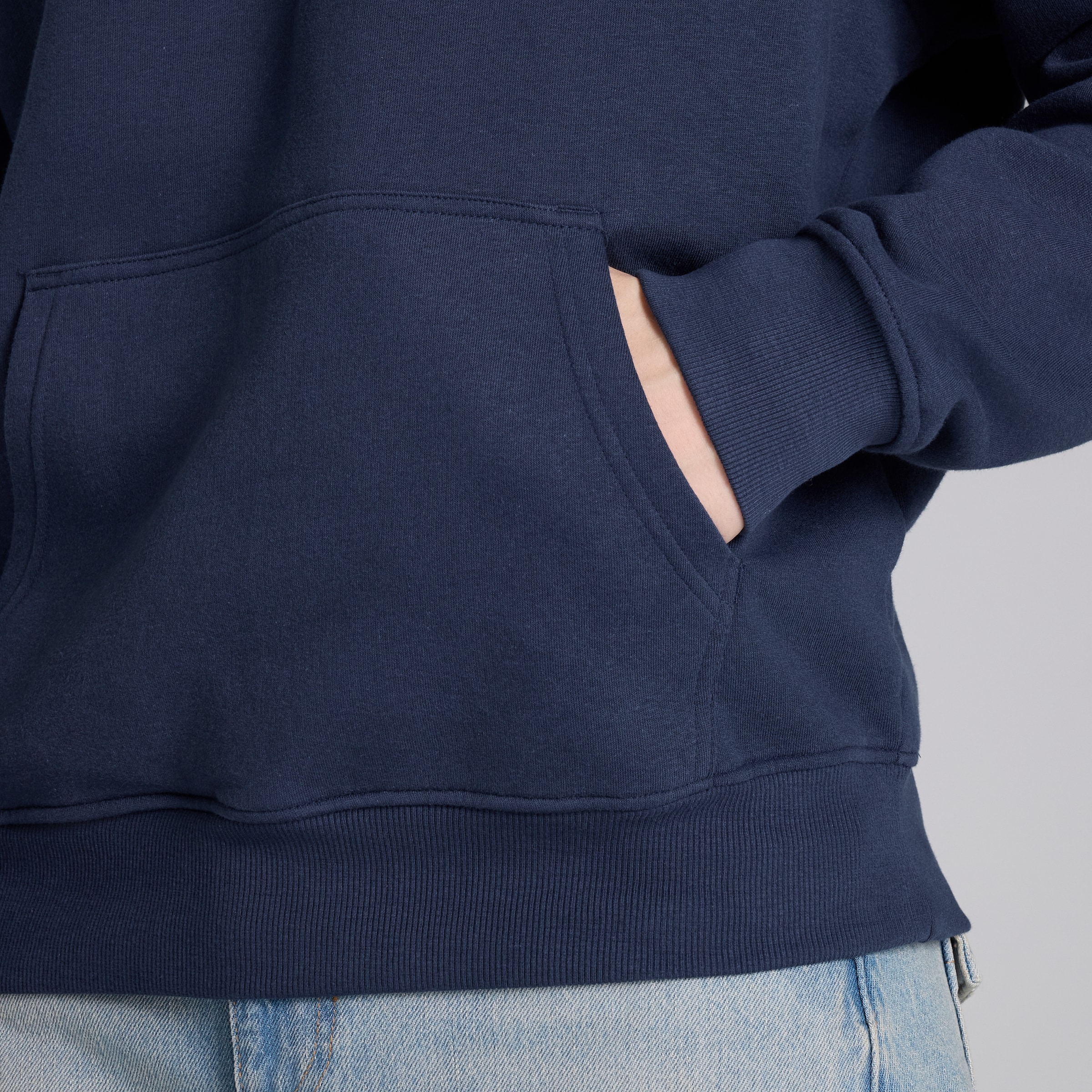 Manchester United Theatre of Dreams Hoodie Navy Navy blue Detail [4-6]