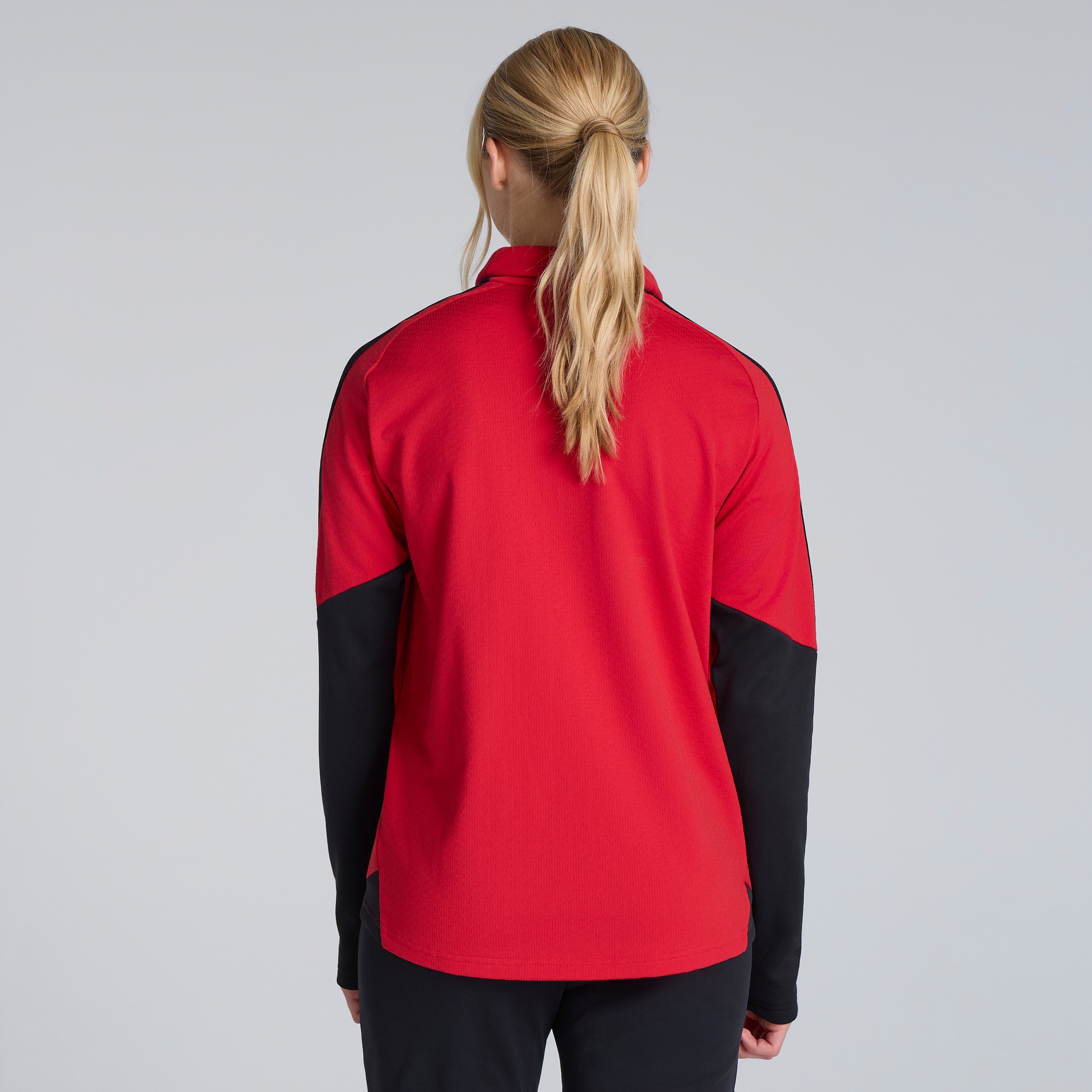 Manchester United Womens 26/27 Training Tiro Authentic Warm Top Red (Sponsored) Red Detail [2-5]
