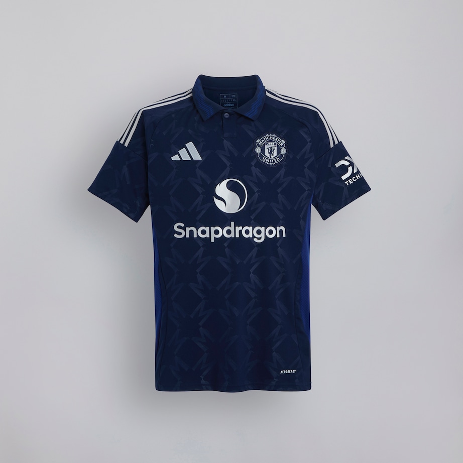 Buy Manchester United 24/25 Away Jersey Kids with Mainoo 37 Cup