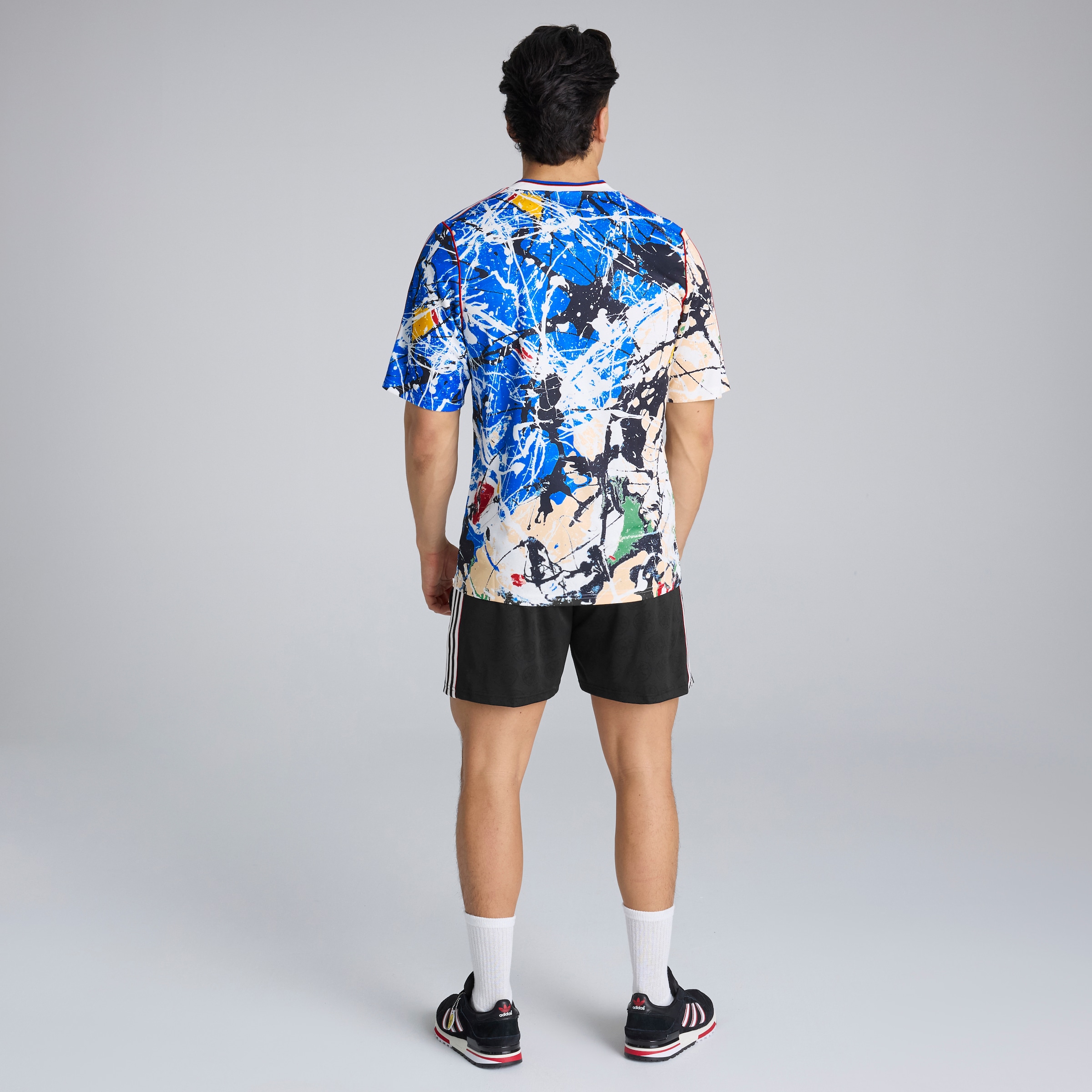 Manchester United x adidas Stone Roses Shorts Black Black Detail [2-7]