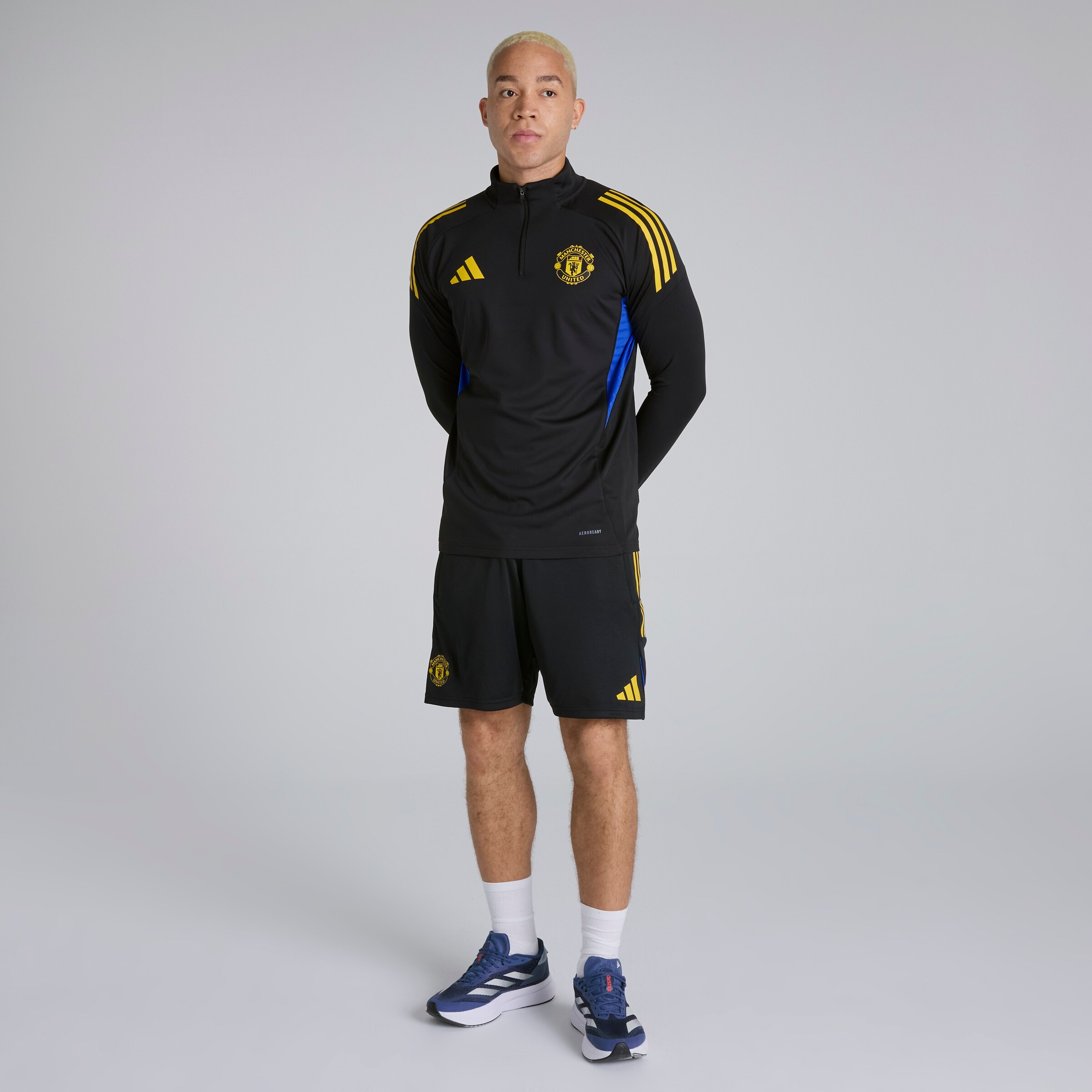 Manchester United Tiro 25 Competition Training Top Black Detail [3-5]