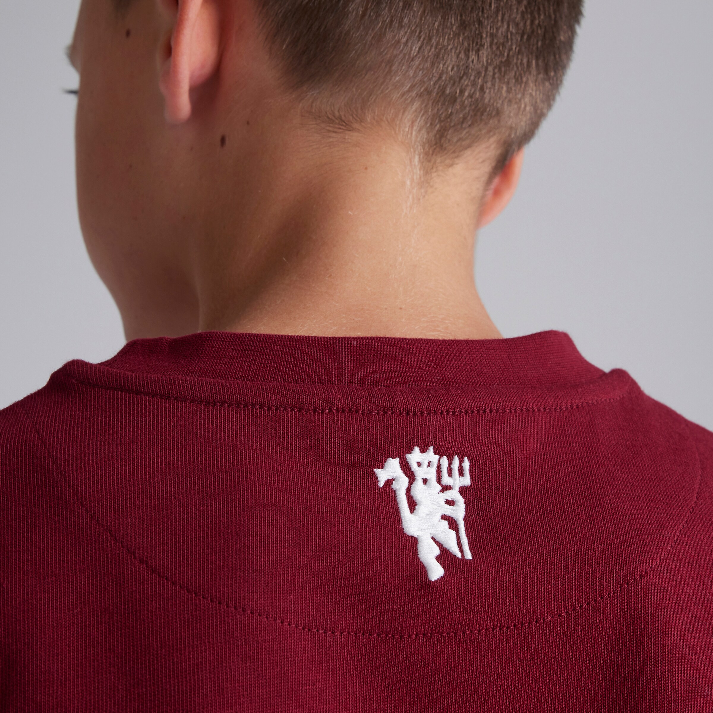 Manchester United Kids MUFC T-Shirt Burgundy Red Detail [5-6]