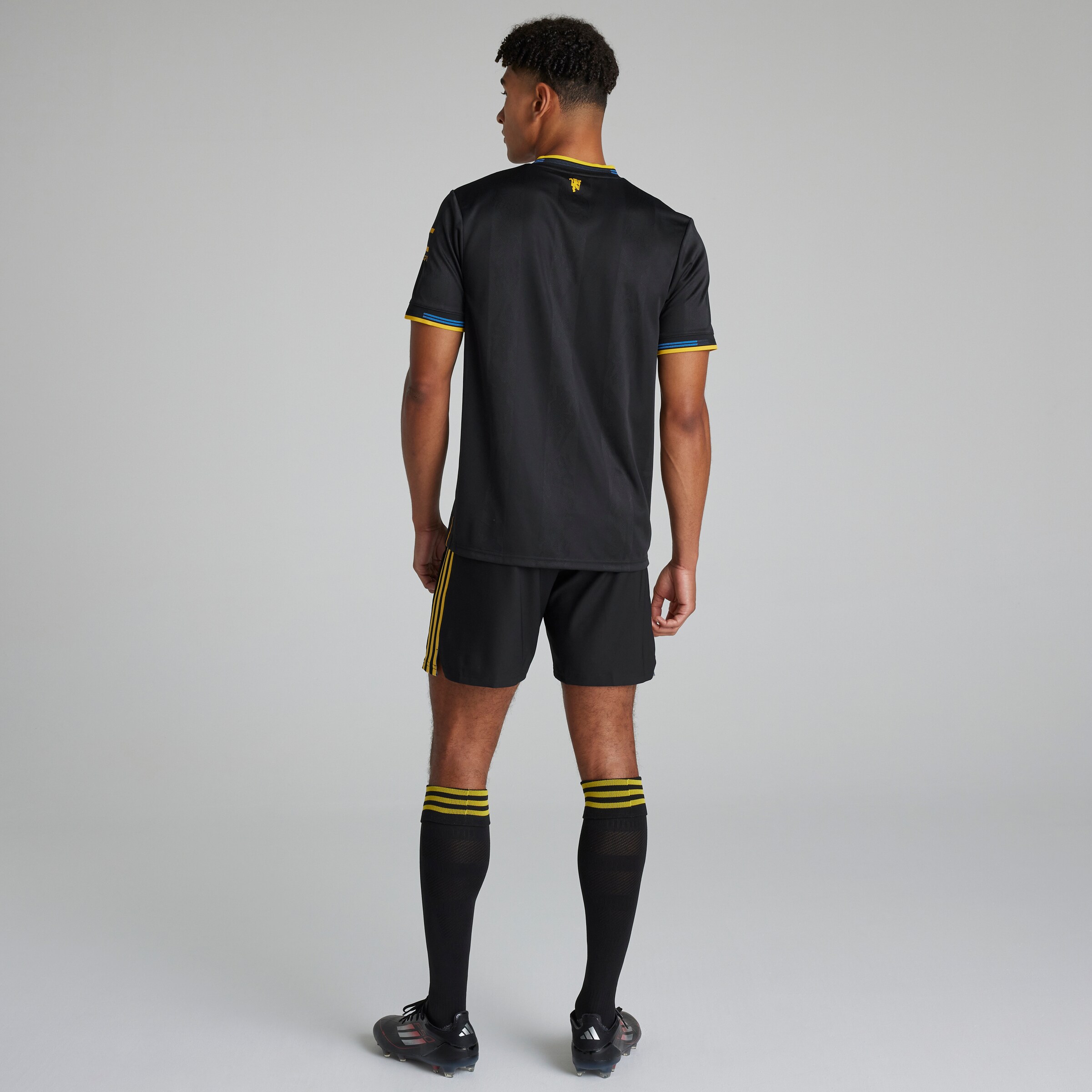 MU Adidas 25/26 Third Mens Authentic Shorts Black Black Detail [2-6]