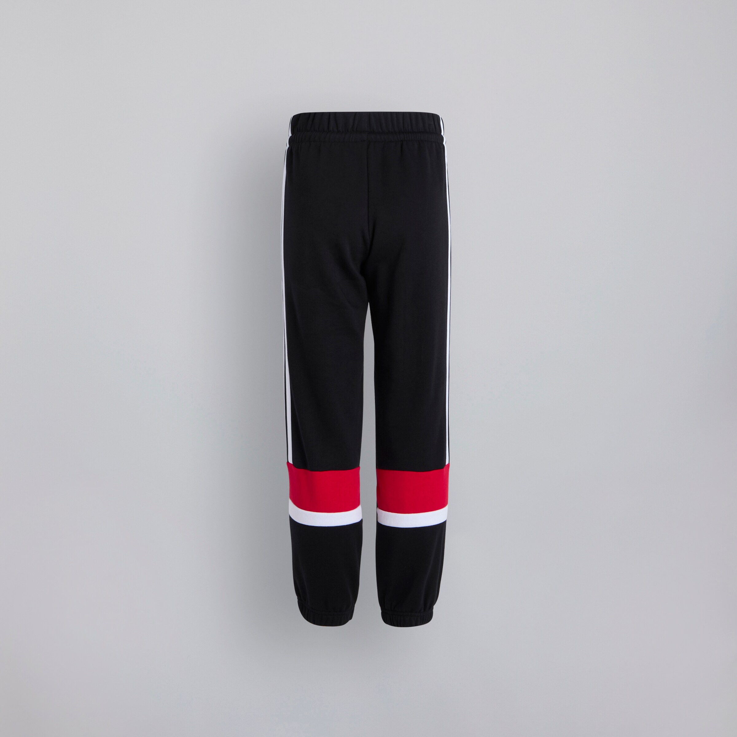 Manchester United x adidas Kids Essentials Tiberio 3-Stripes Fleece Joggers Black/Red Noir Détail [2-2]