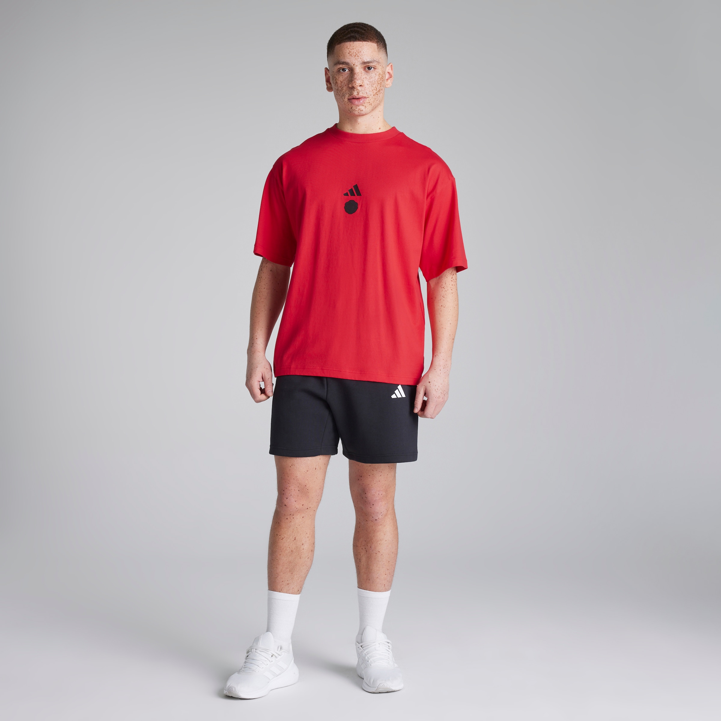 Manchester United x adidas Future Icons Short T-Shirt Red Rouge Détail [3-5]