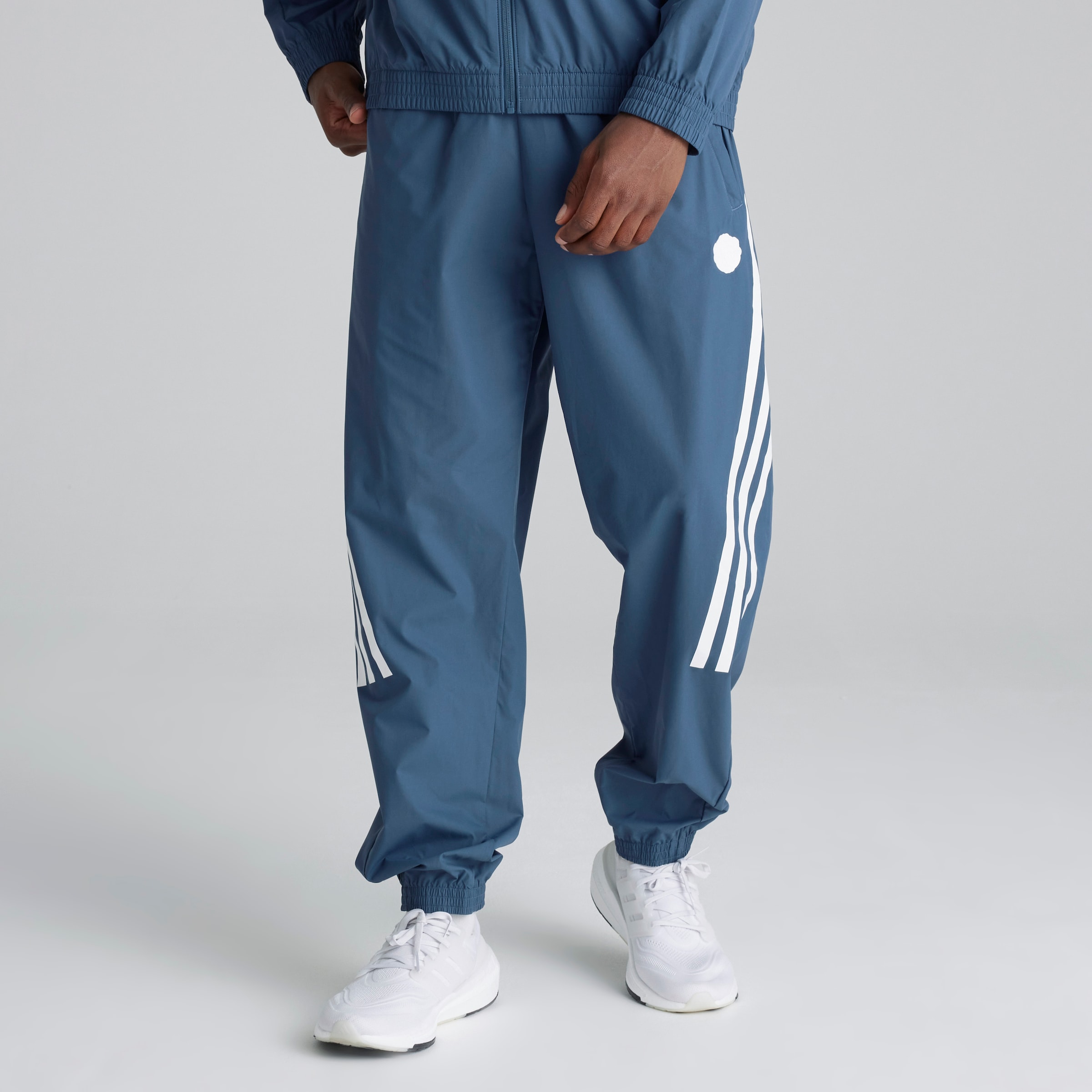 Manchester United x adidas Future Icons Joggers Blue Blau