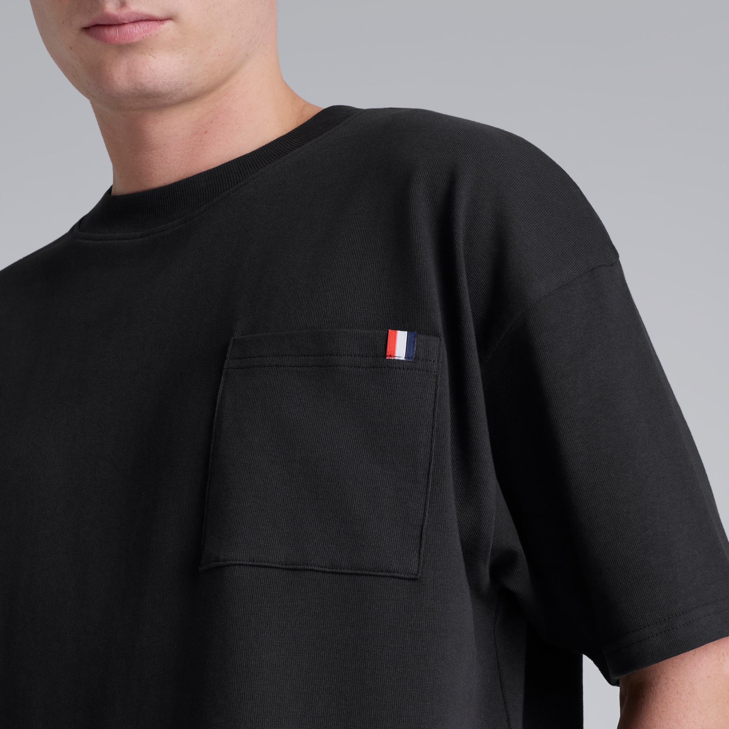 Manchester United Club Colours Back Embroidery T-Shirt Black Noir Détail [4-5]