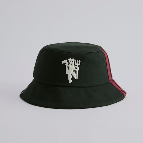 Manchester United x adidas Third Bucket Hat Cream Vert