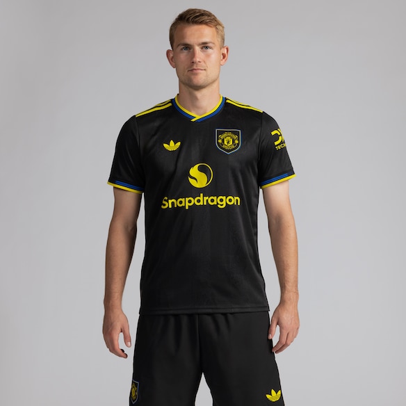 Manchester United 25/26 Third Authentic Jersey Black