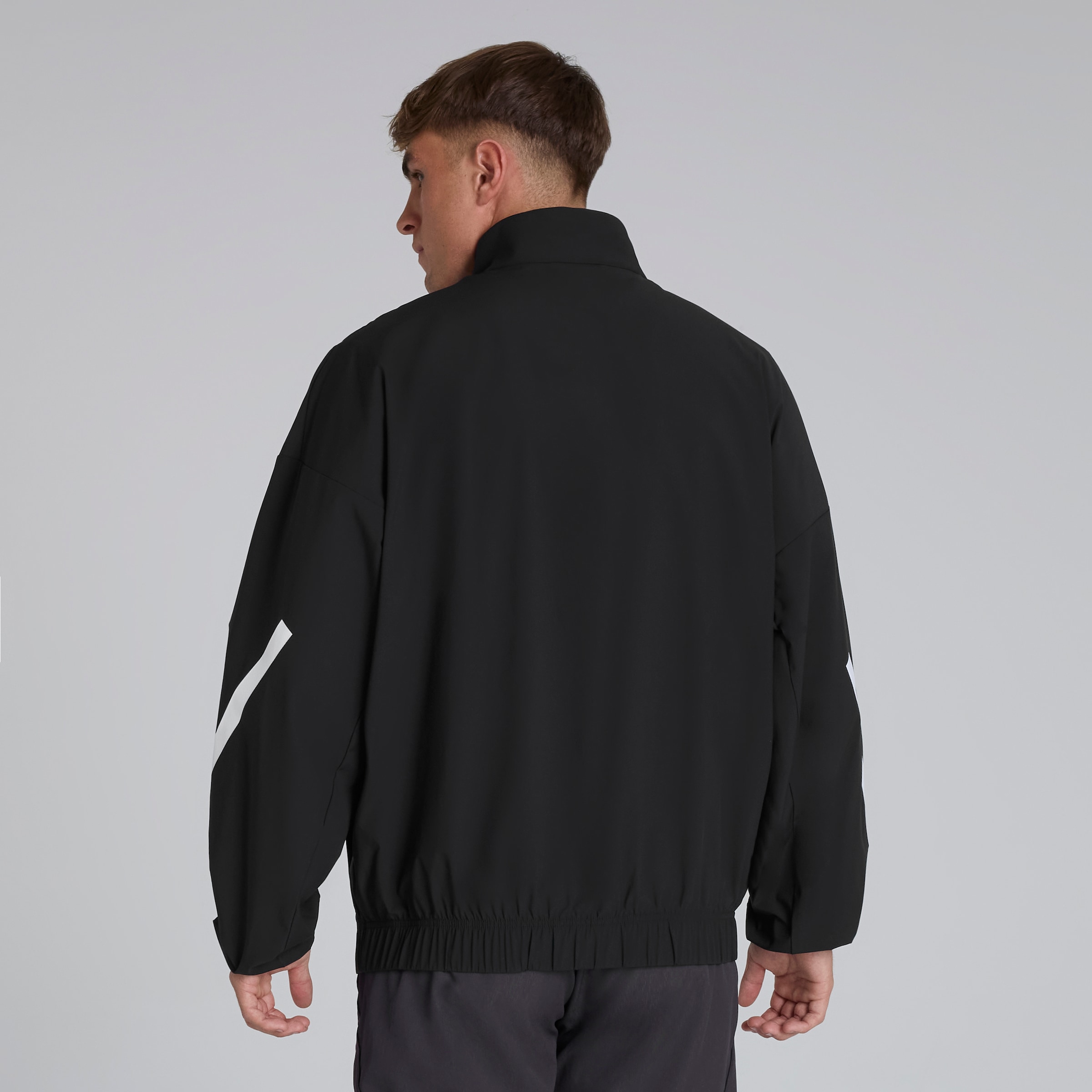 Manchester United Z.N.E. Anthem Jacket Black Detail [2-5]