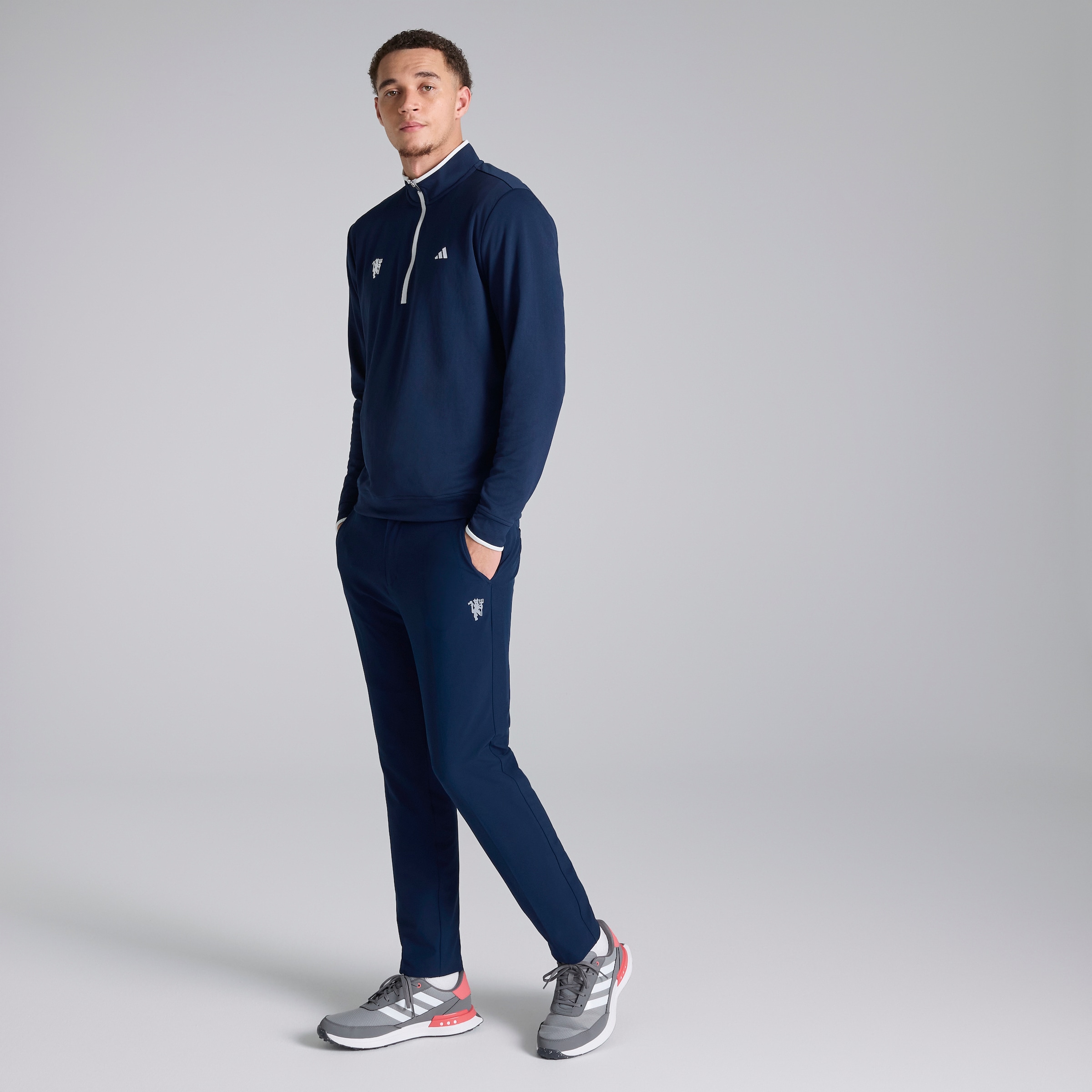 Manchester United x adidas Golf Half Zip Top Navy Navy blue Detail [3-5]