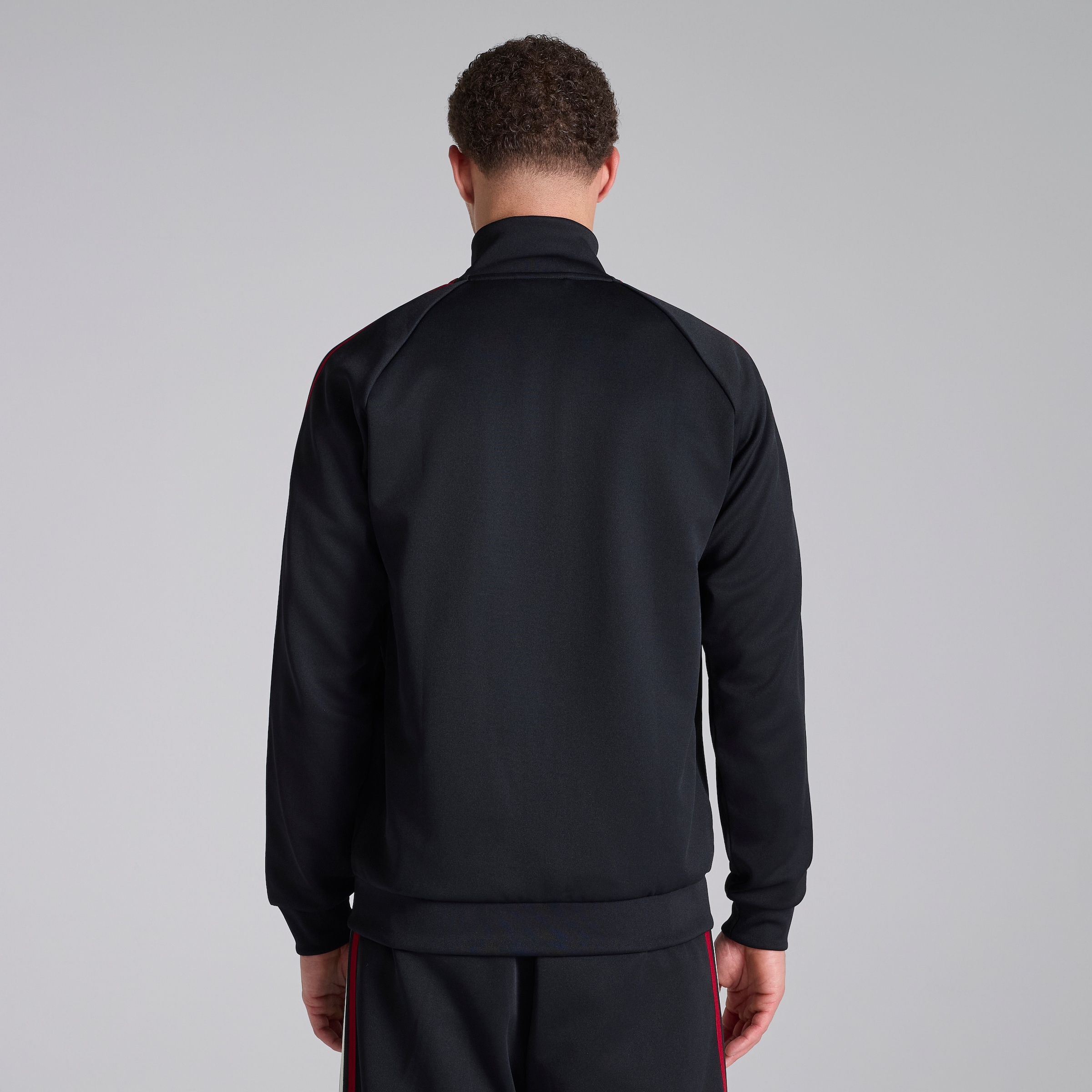 Manchester United x adidas Originals Track Top Black Detail [2-5]