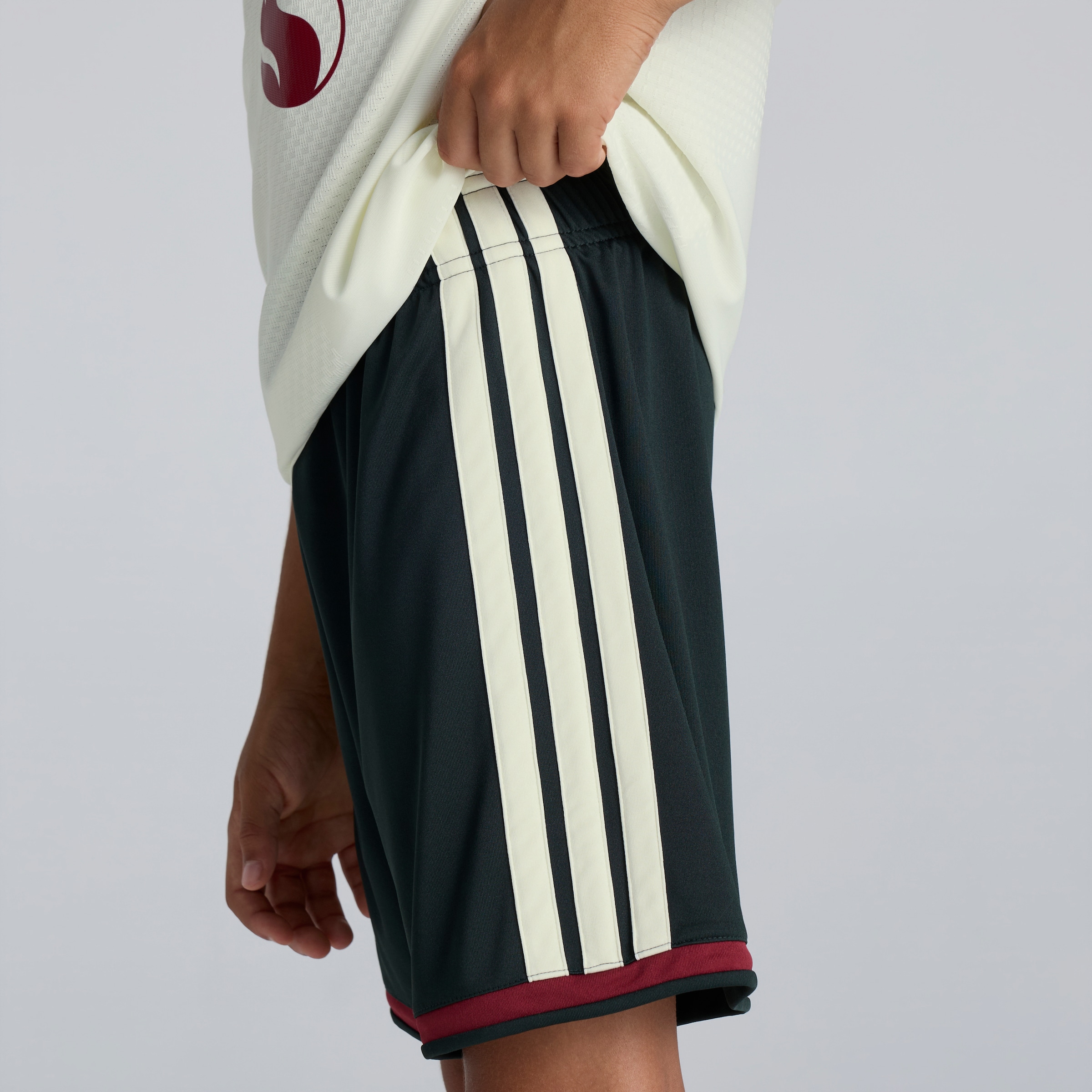 Manchester United Kids 26/27 Third Shorts Green Grün Detail [5-5]