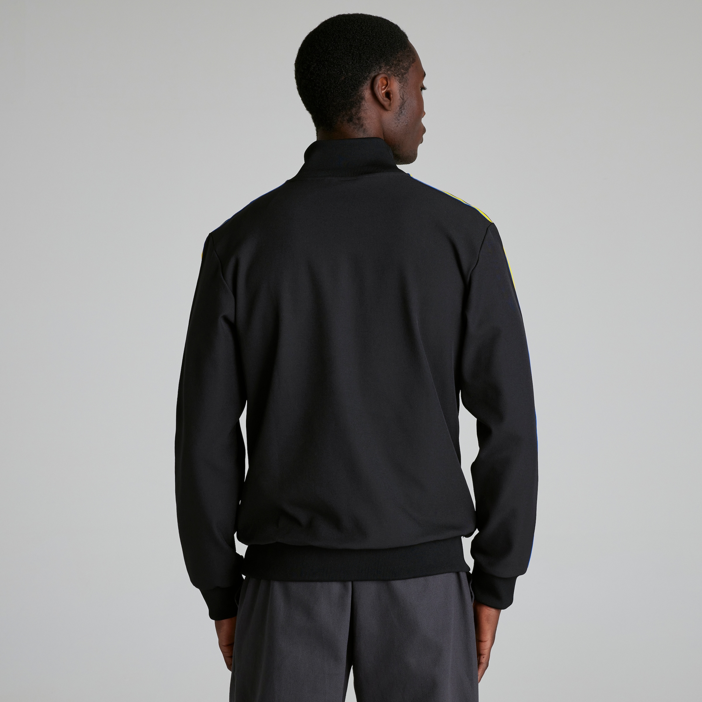 Manchester United Terrace Icons Track Top Black Detail [2-6]