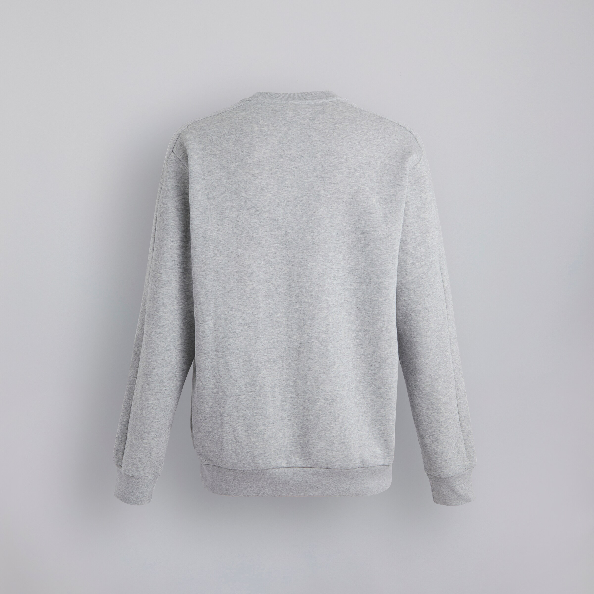 Manchester United x adidas Essentials Fleece 3-Stripes Sweatshirt Grey Grey Detail [2-2]