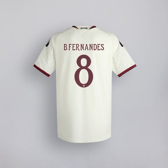 Manchester United 26/27 Third Authentic Jersey with Fernandes 8 UCL Printing & Badge Beige