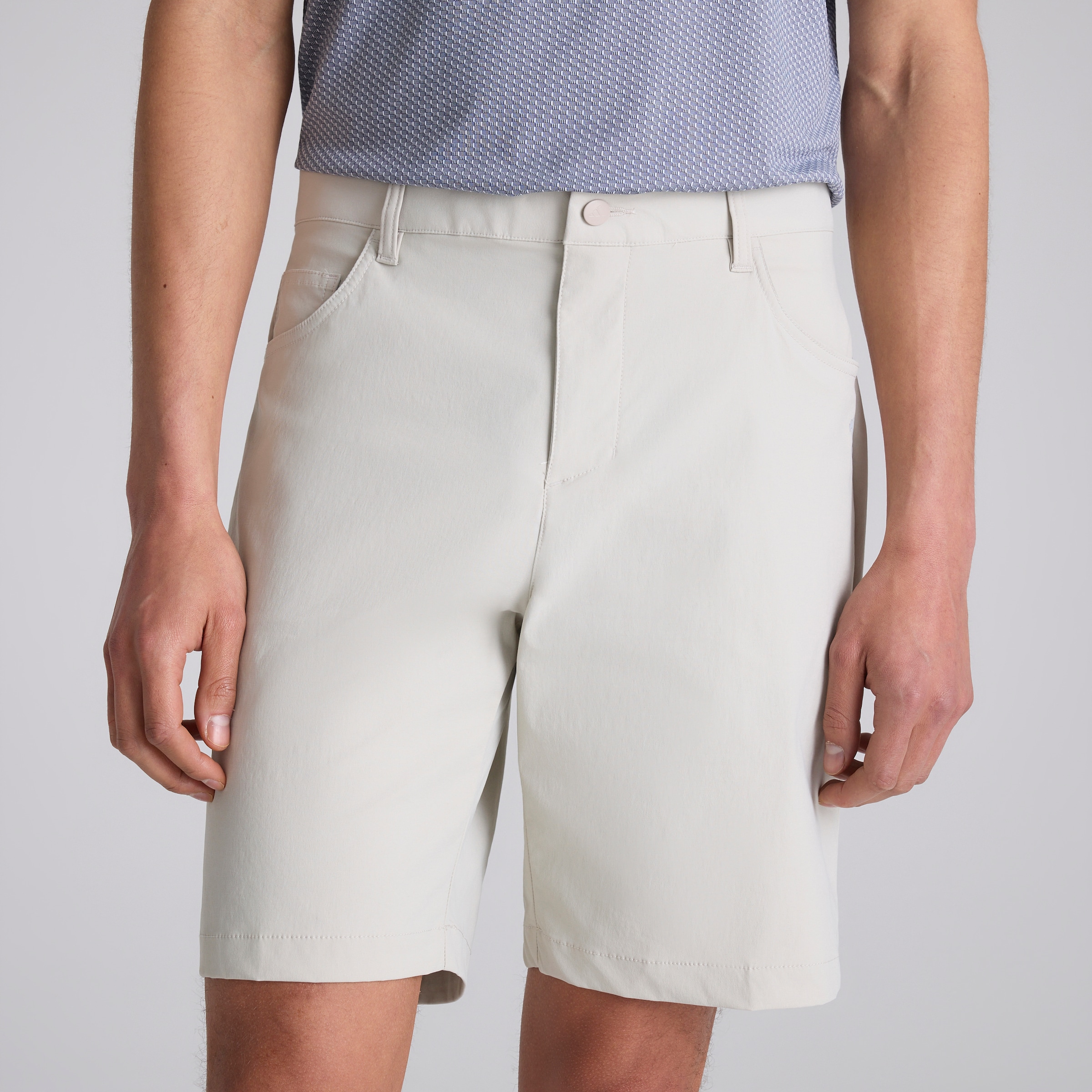 Manchester United x adidas Golf Ultimate365 5-Pocket Golf Shorts Beige White