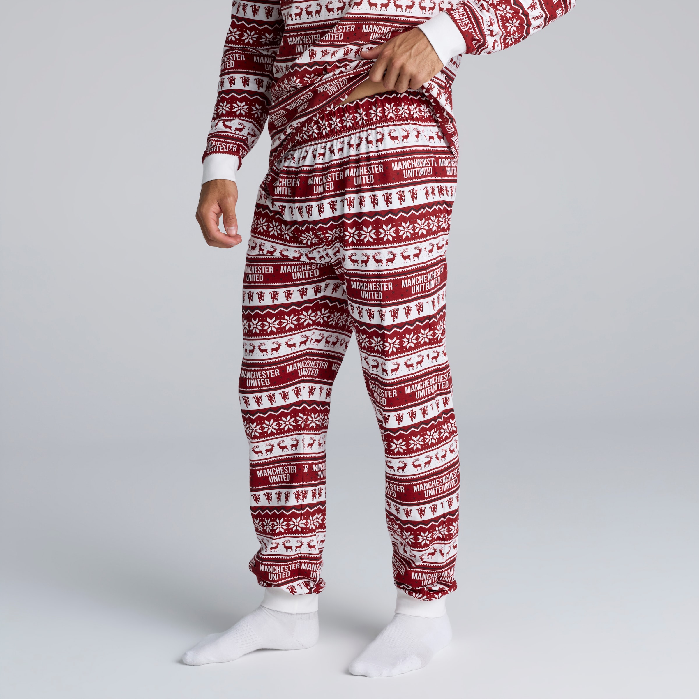 Manchester United Christmas Fairisle Pyjamas Red Multi Detail [4-6]