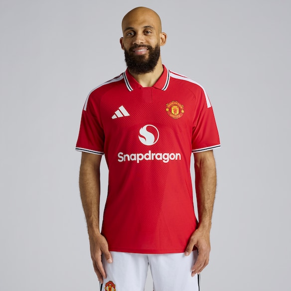 Manchester United 26/27 Home Authentic Jersey Rouge