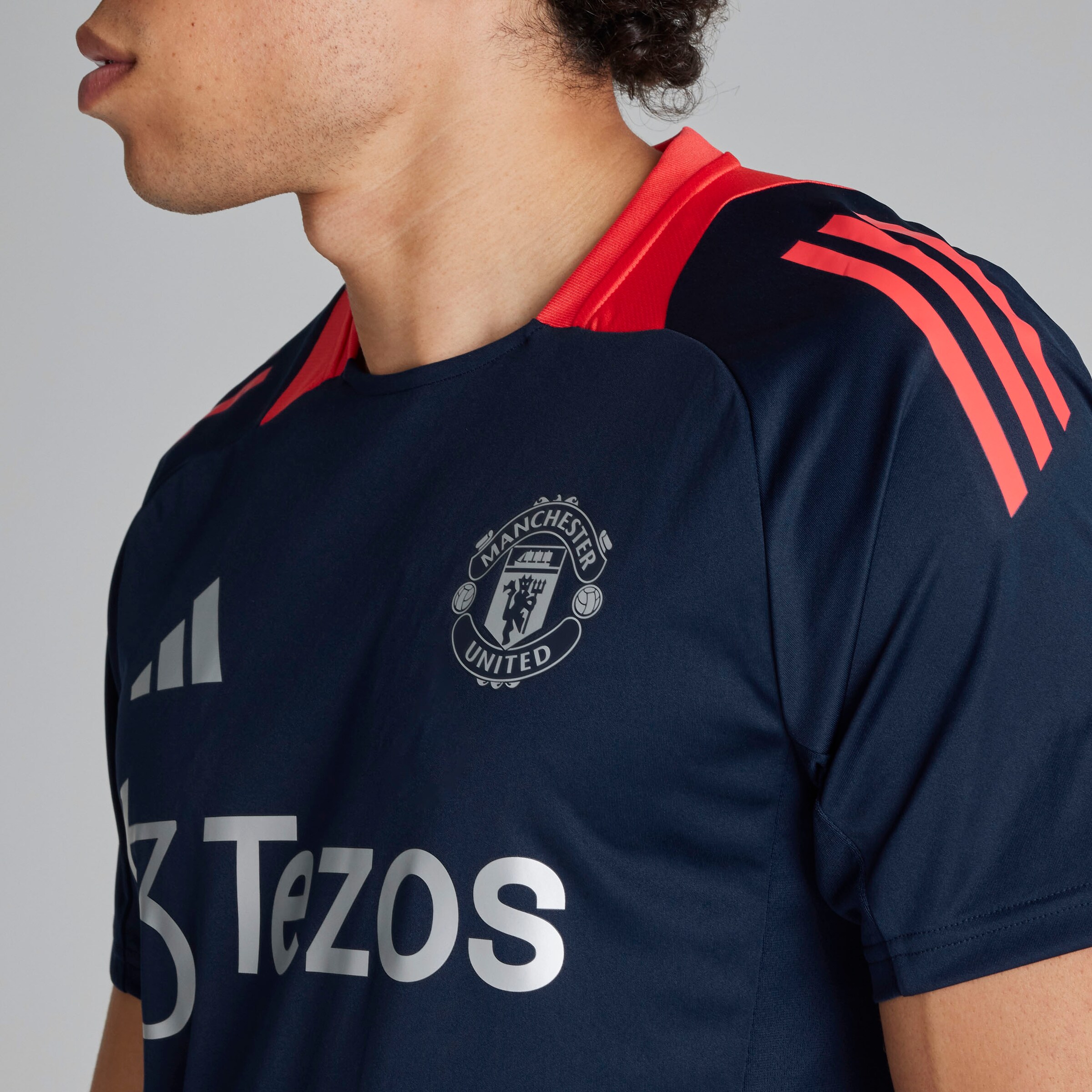 Manchester United Tiro 24 Training Jersey Navy Blue Detail [5-5]