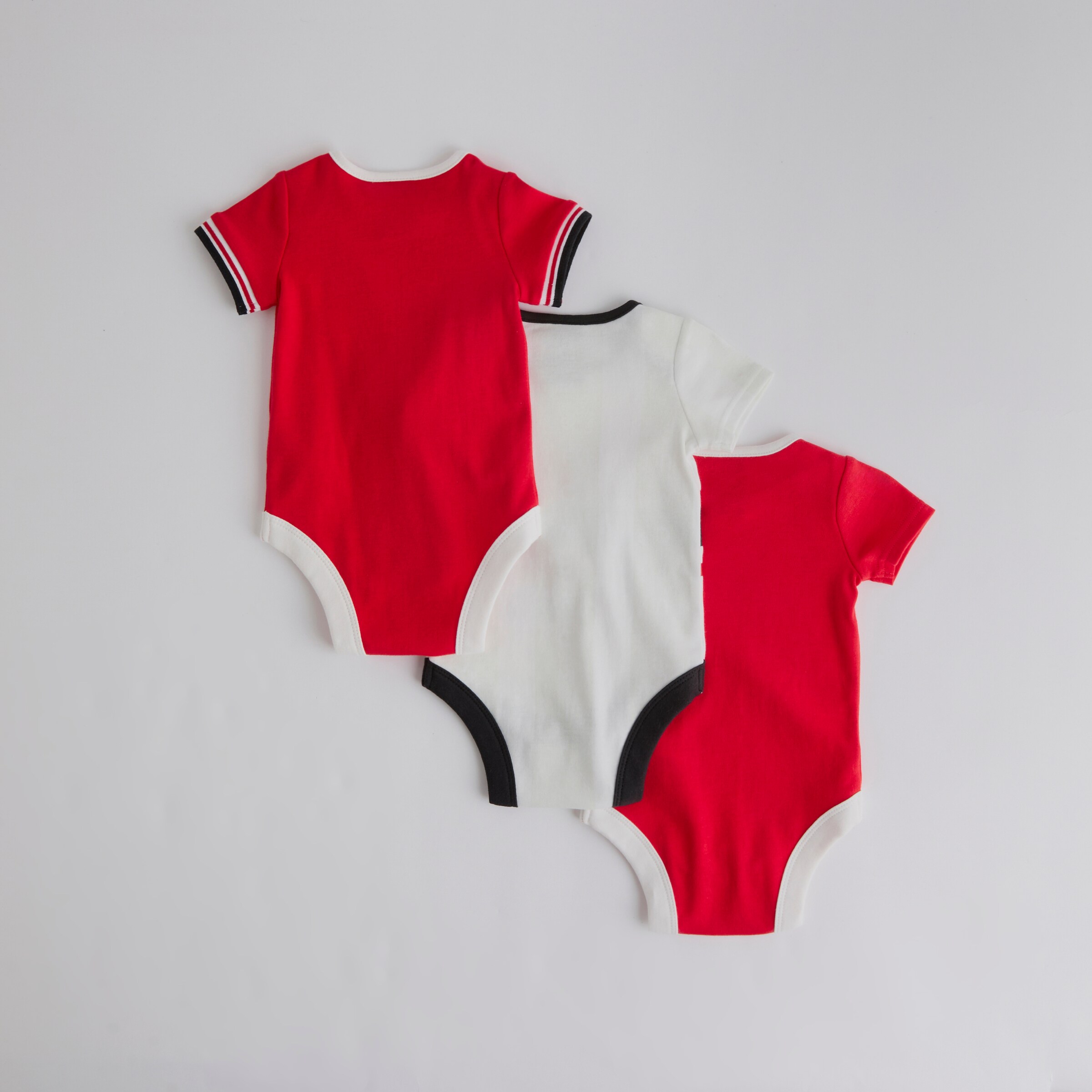 Manchester United Baby 3 Pack Retro Bodysuits Multi Multi Detail [2-4]