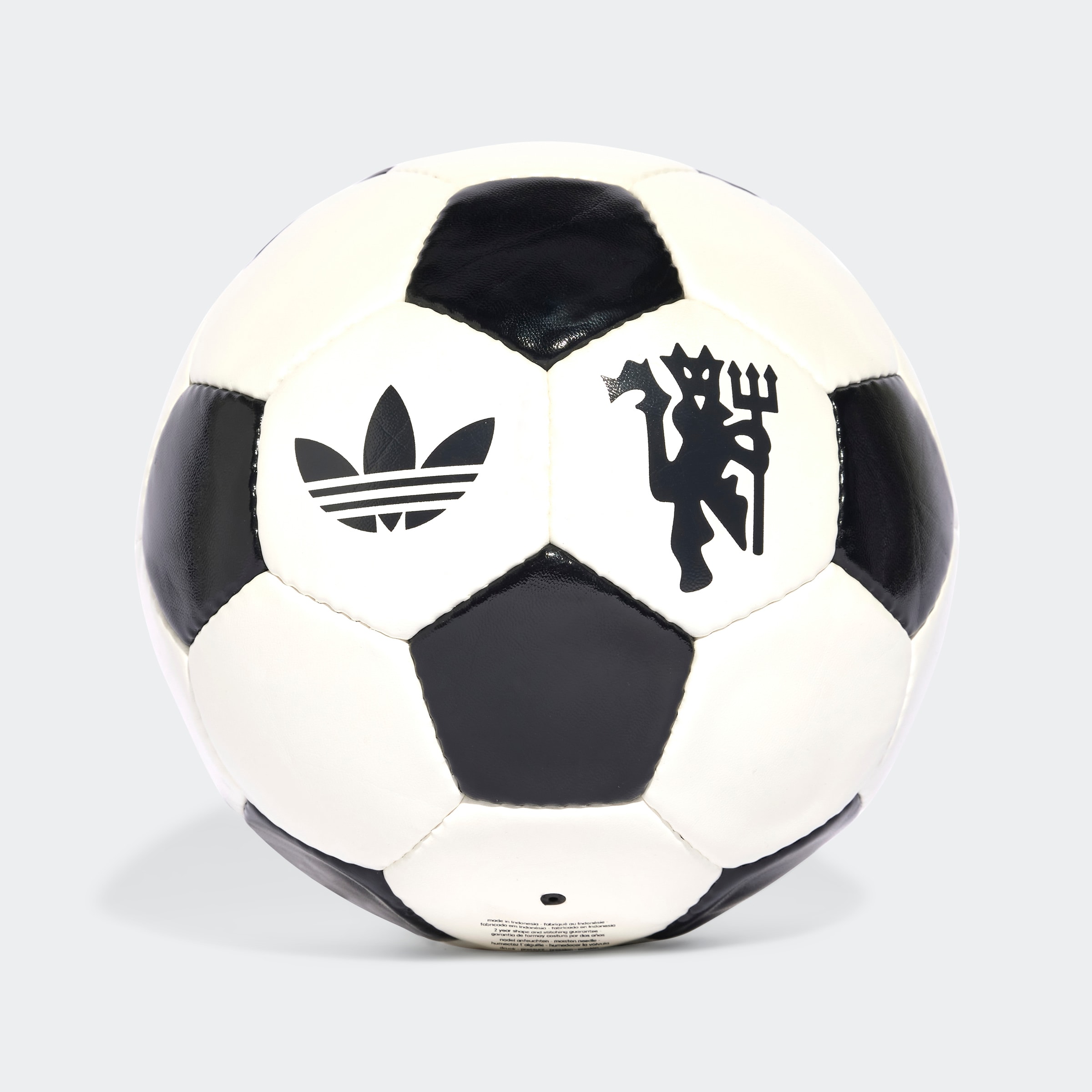 Manchester United Third Club Ball White