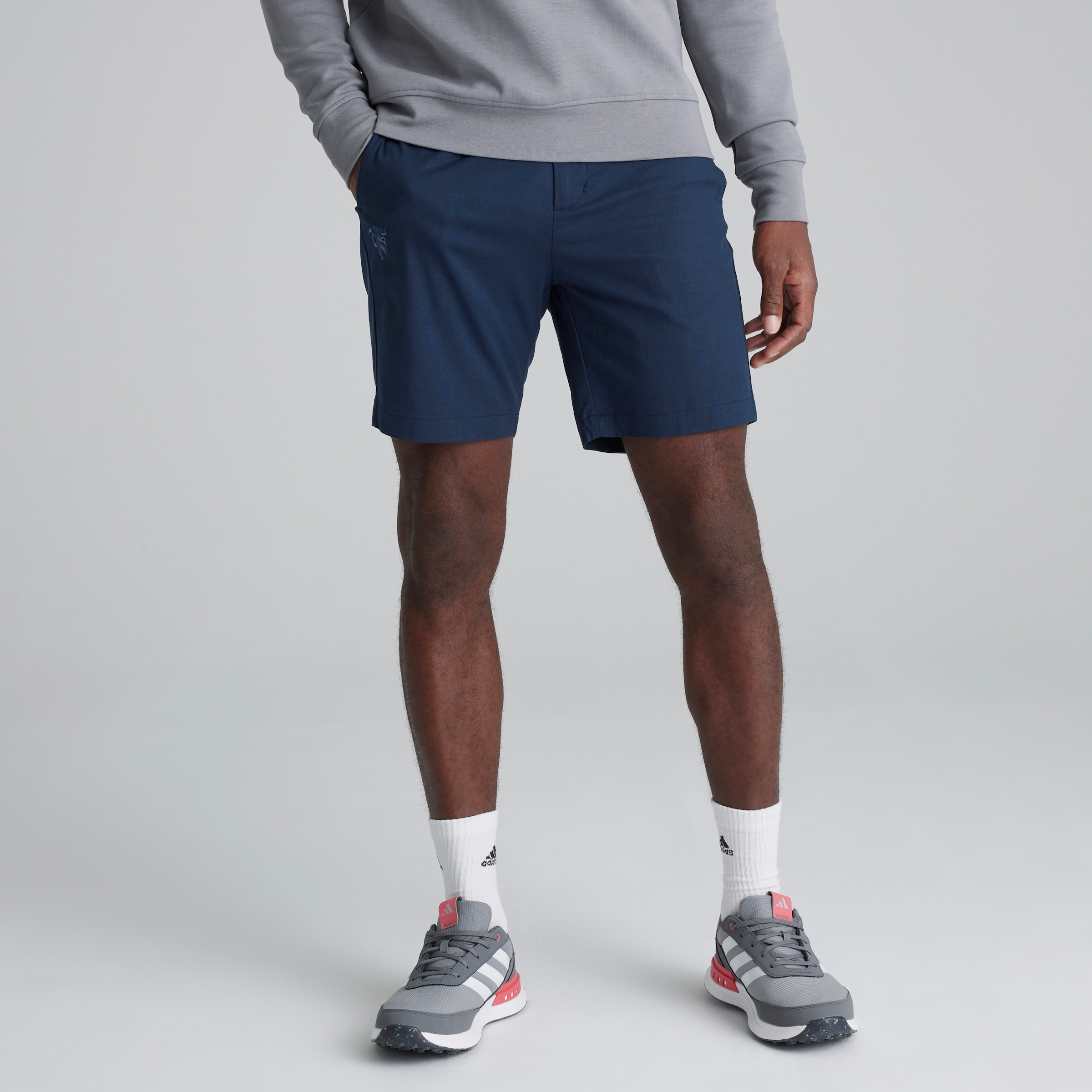 Manchester United x adidas Golf Go-To Five-Pocker Shorts Navy Azul marino Detalle [1-5]