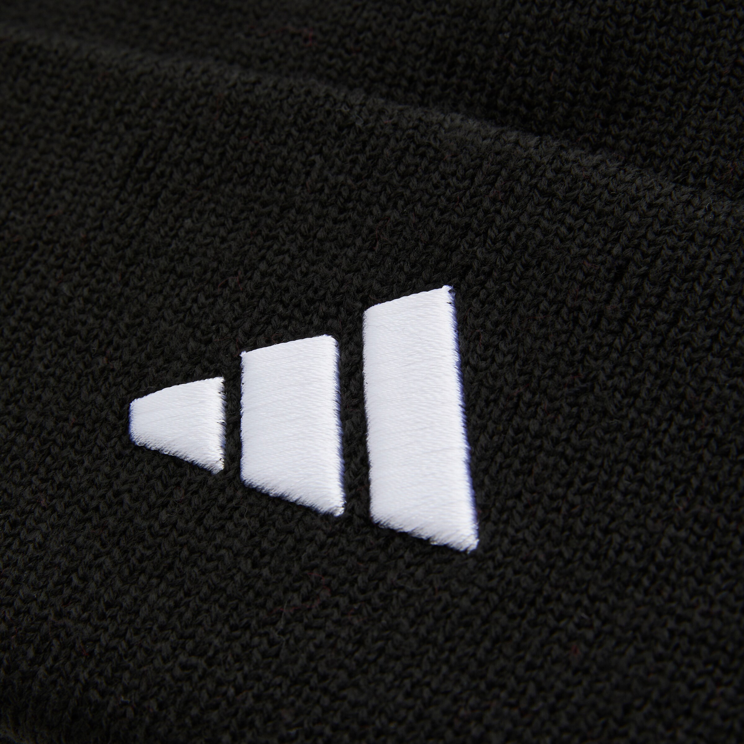 Manchester United x adidas Home Woolie Hat Black Black Detail [4-4]