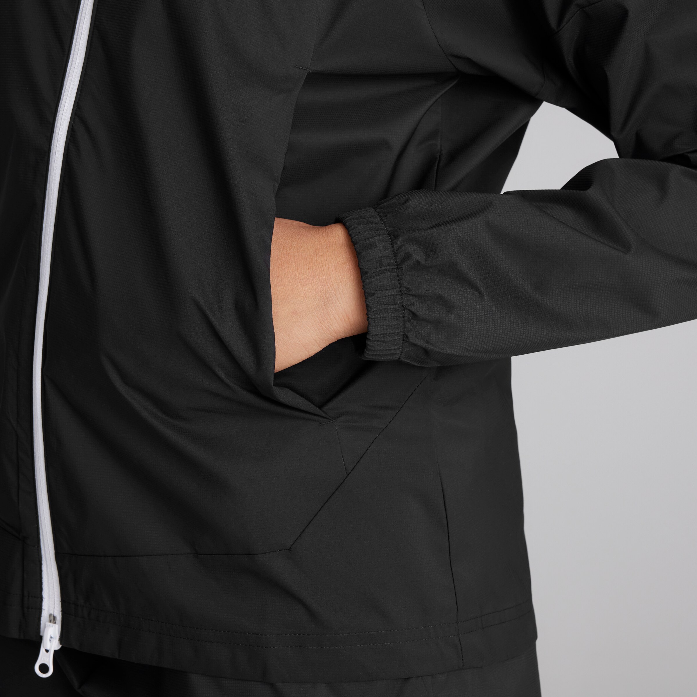 Manchester United x adidas Womens Golf Provisional Jacket Black Black Detail [6-6]