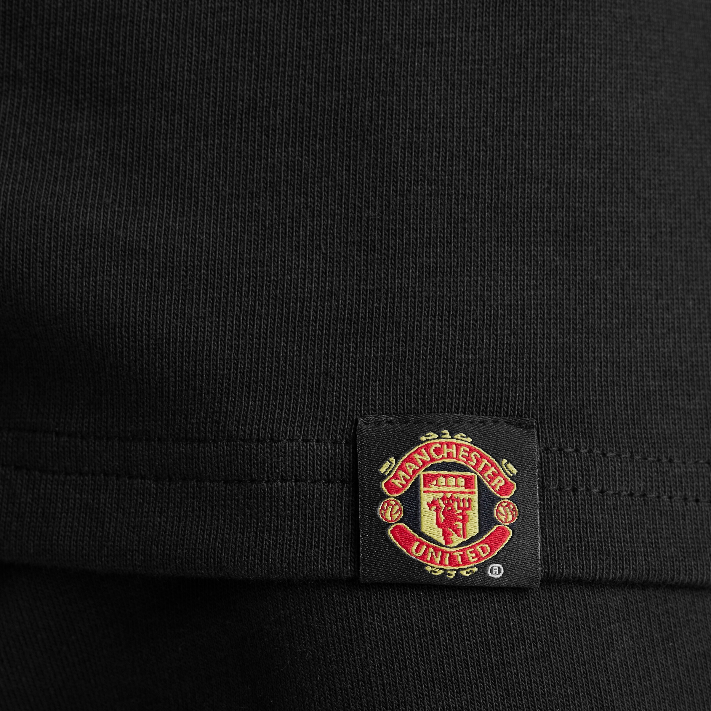 Manchester United Kids MUFC T-Shirt Black Noir Détail [5-6]
