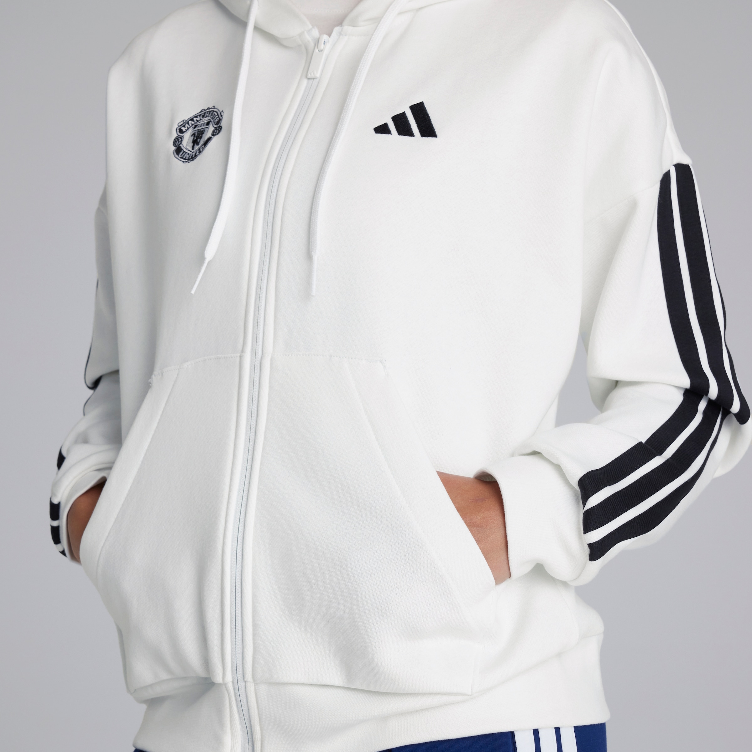 Manchester United x adidas Womens Essentials 3-Stripes Full Zip Fleece Hoodie White White Detail [4-5]